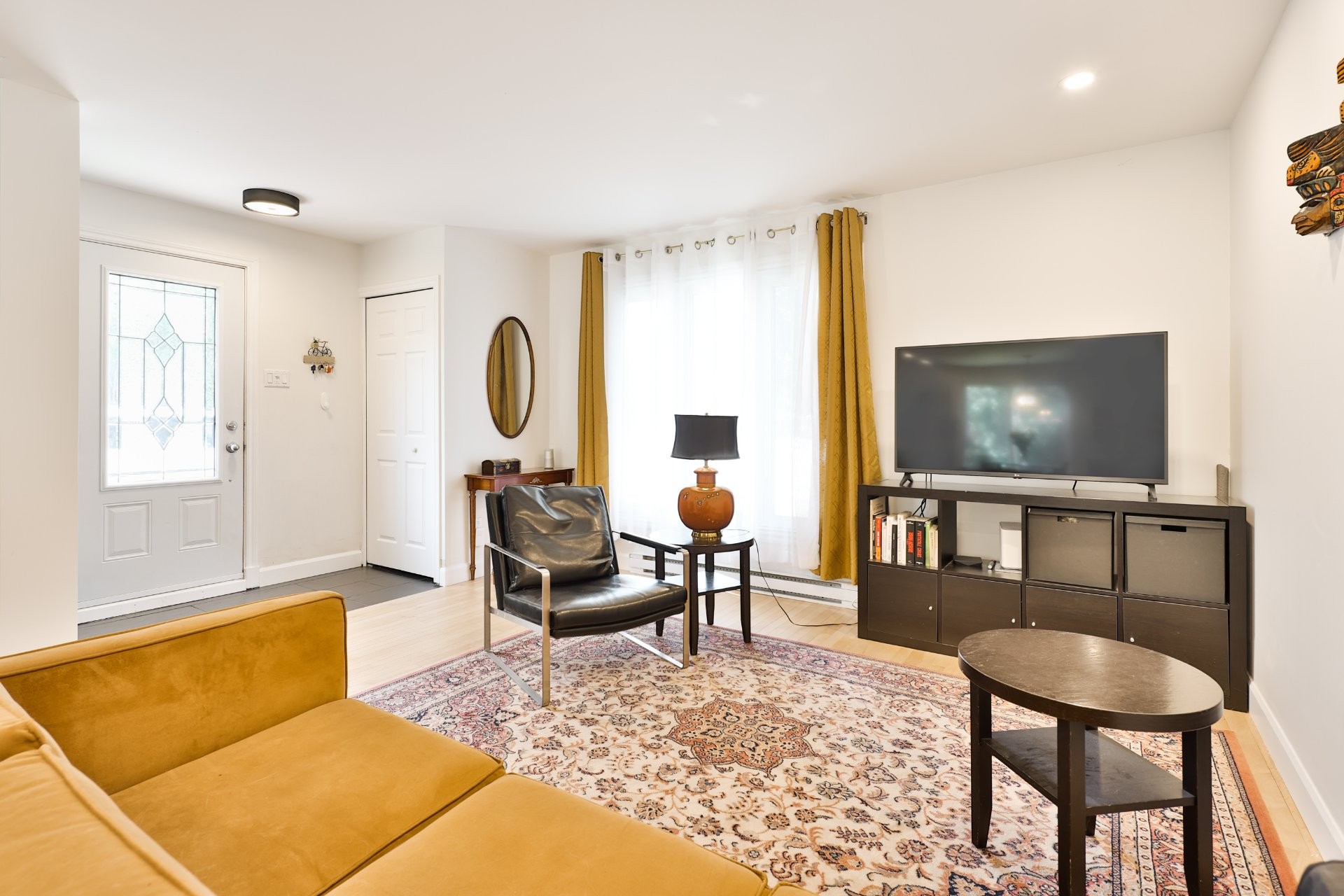 









1323


Boul. Jolibourg

,
Laval (Sainte-Dorothée),




QC
H7Y1W8

