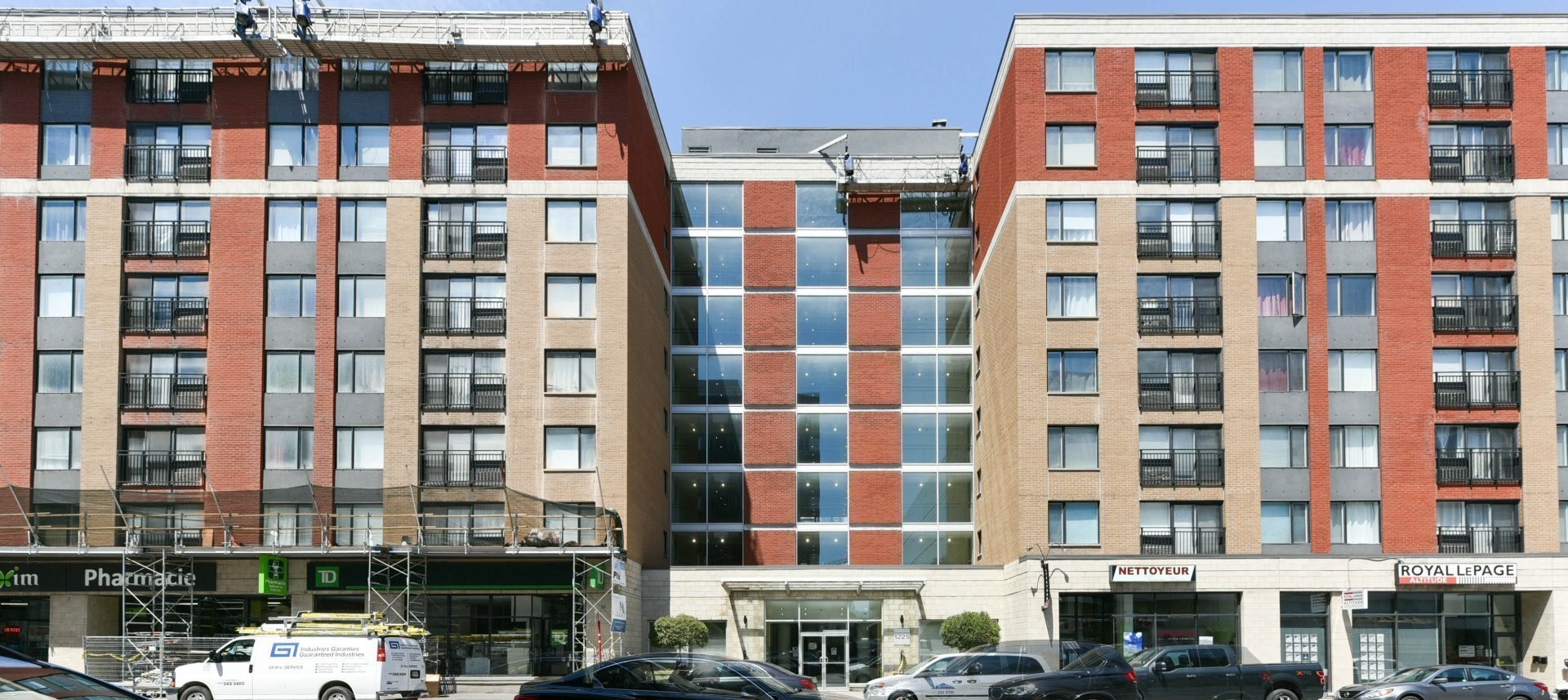 









1225


Rue Notre-Dame O.

, 624,
Montréal (Ville-Marie),




QC
H3C6S3


