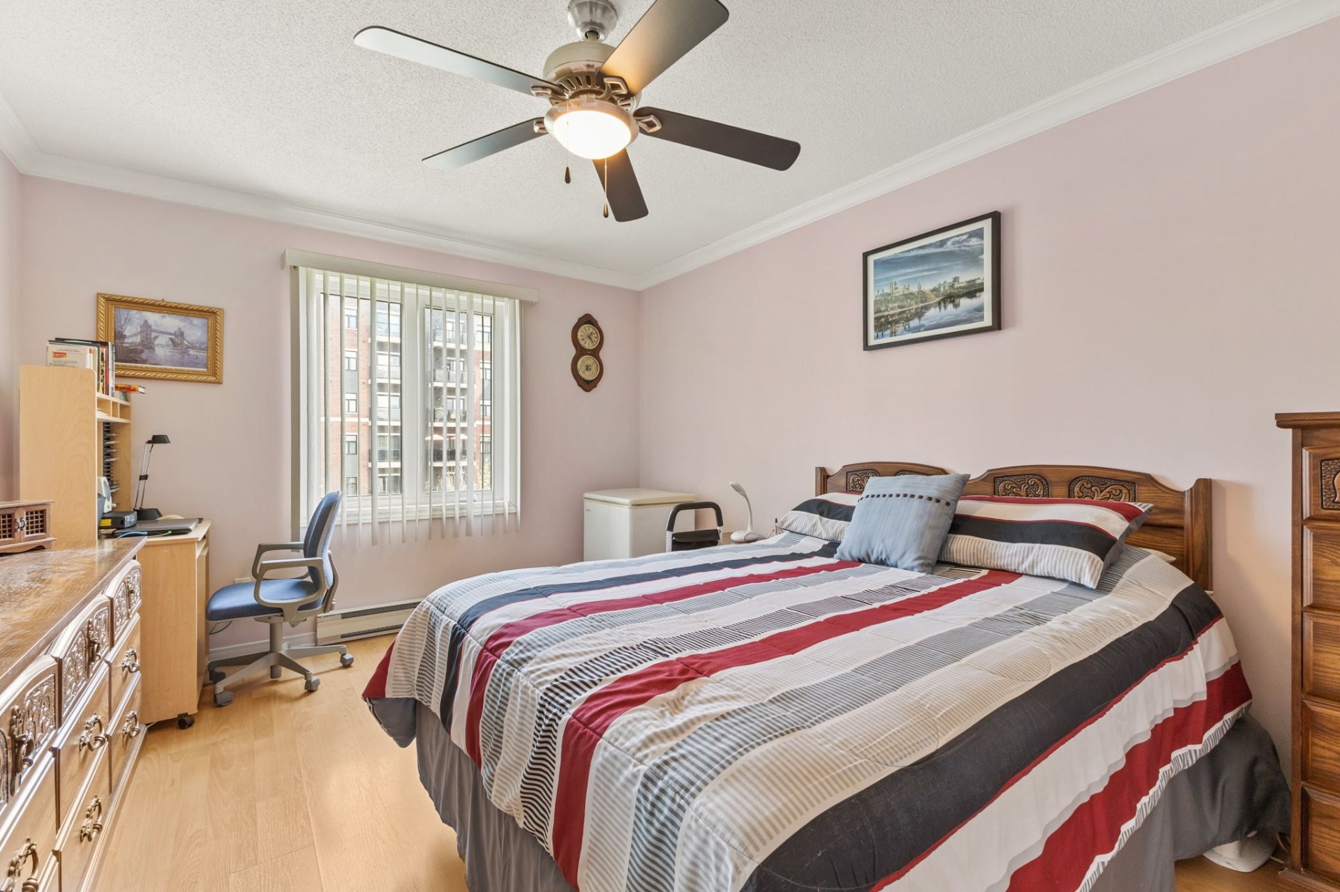 









240


Boul. de l'Hôpital

, 46,
Gatineau (Gatineau),




QC
J8T8J6

