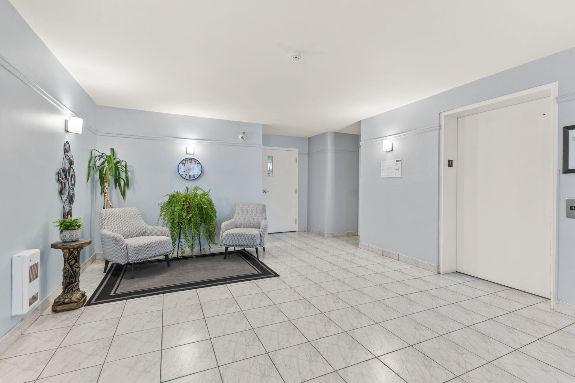 









240


Boul. de l'Hôpital

, 46,
Gatineau (Gatineau),




QC
J8T8J6

