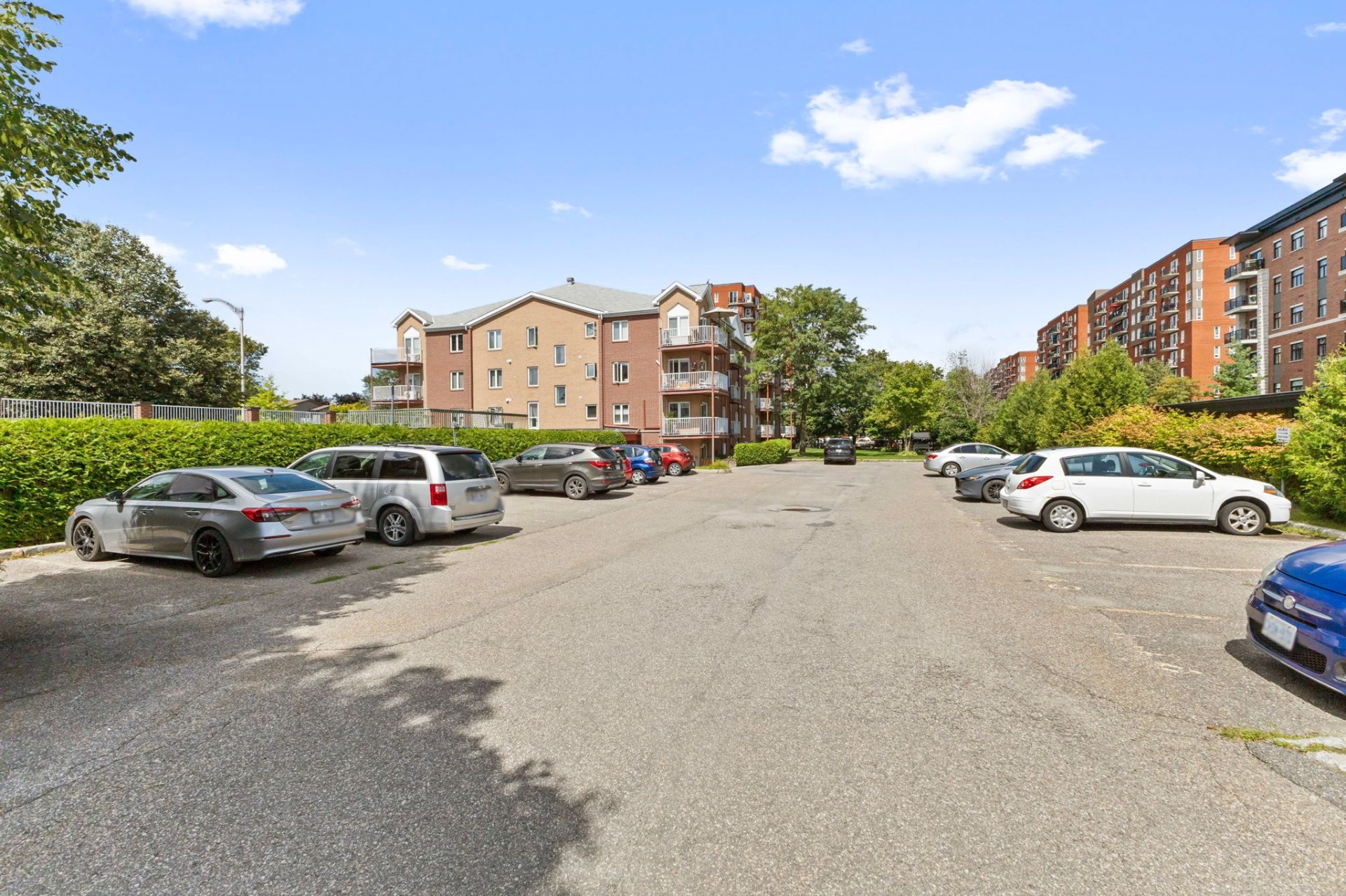 









240


Boul. de l'Hôpital

, 46,
Gatineau (Gatineau),




QC
J8T8J6

