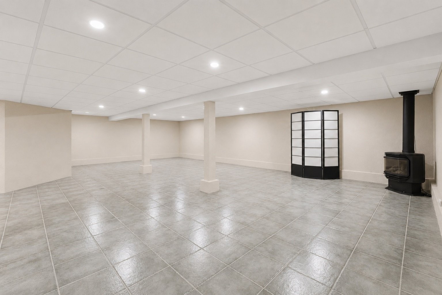 









295


Ch. du Fer-à-Cheval

,
Gatineau (Masson-Angers),




QC
J8M1L8


