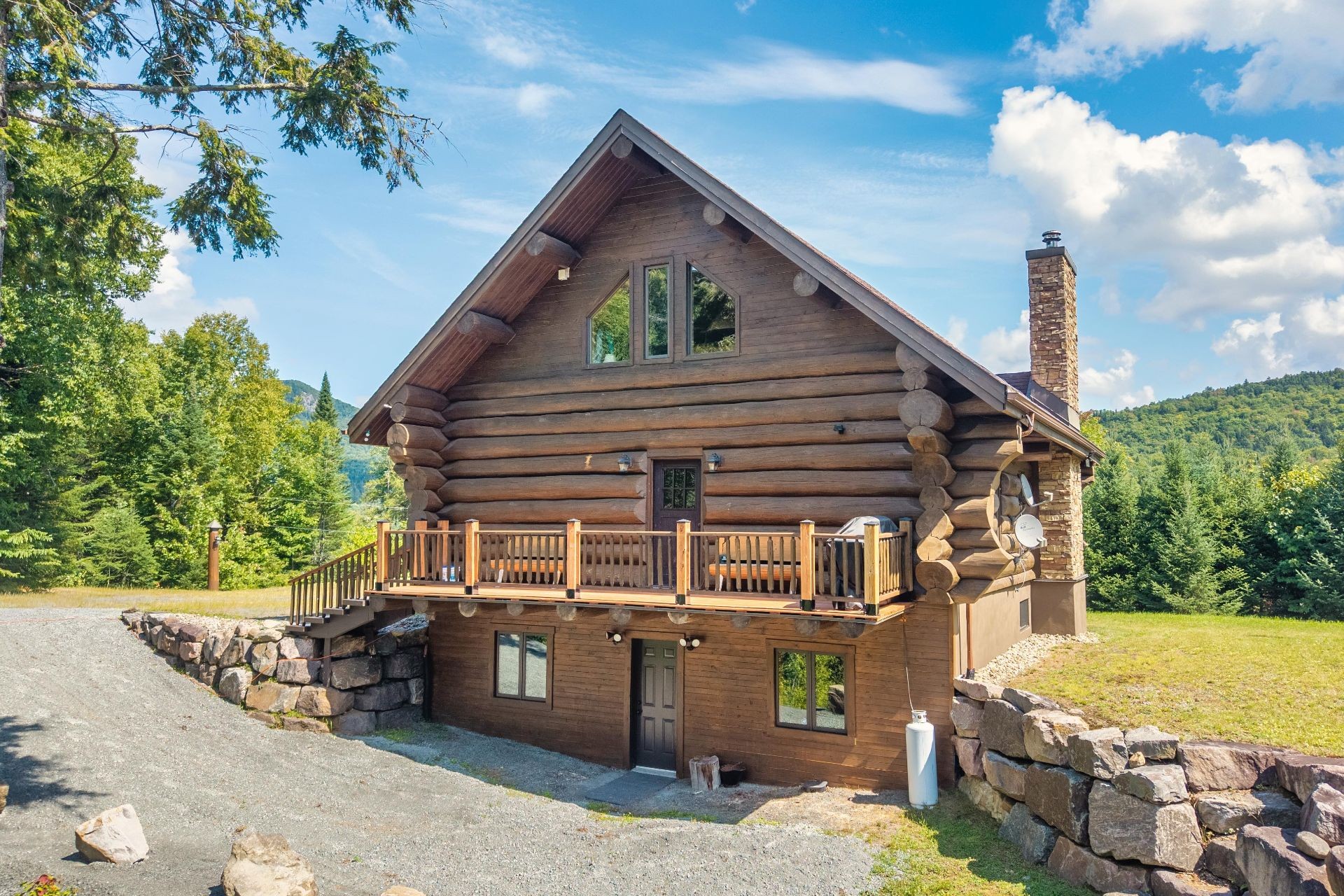 









221


Ch. de l'Avalanche

,
Lac-Supérieur,




QC
J0T1P0

