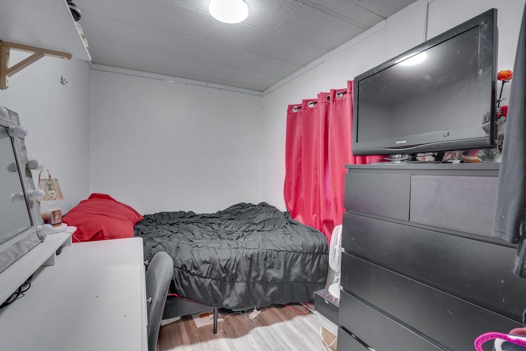 









19


12e Avenue O.

,
Gatineau (Gatineau),




QC
J8T5P2

