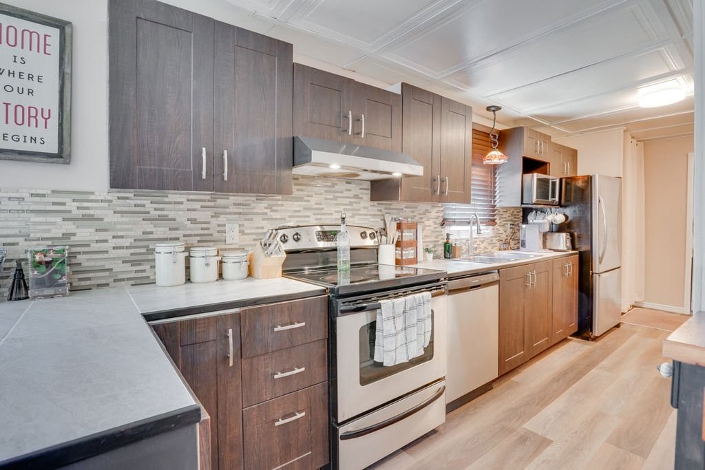 









19


12e Avenue O.

,
Gatineau (Gatineau),




QC
J8T5P2

