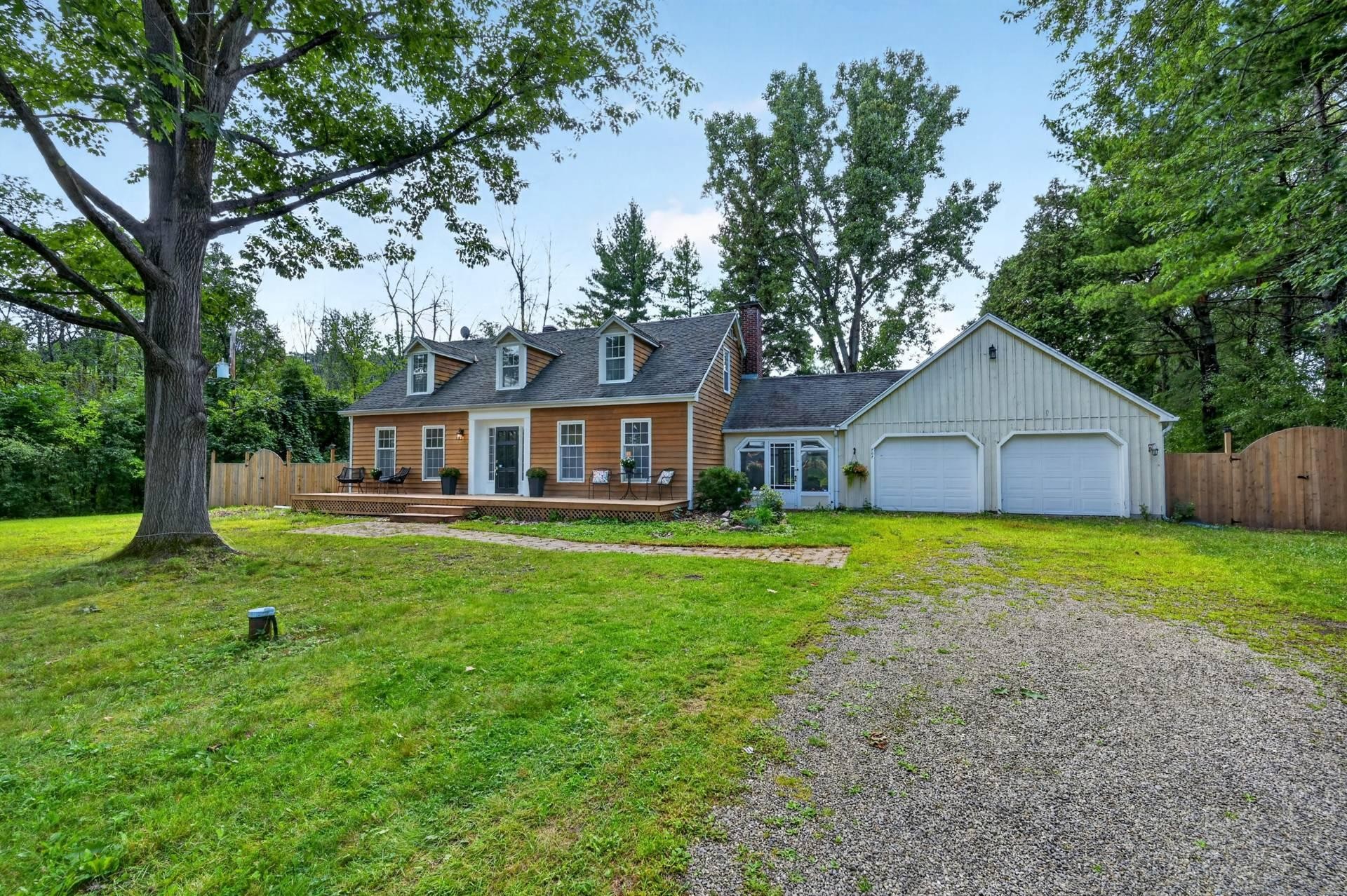 









707


Rue Main

,
Hudson,




QC
J0P1H0

