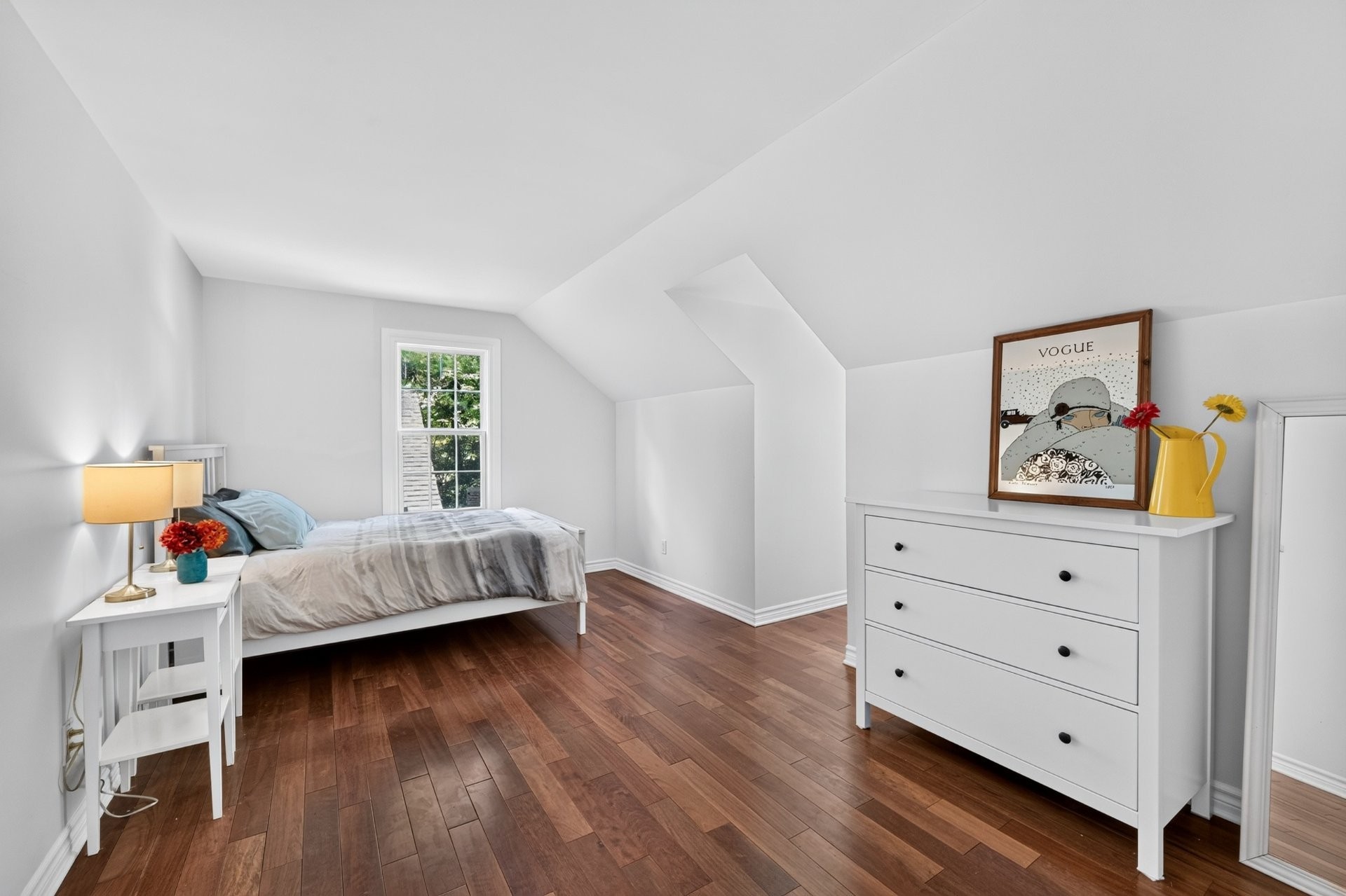 









707


Rue Main

,
Hudson,




QC
J0P1H0

