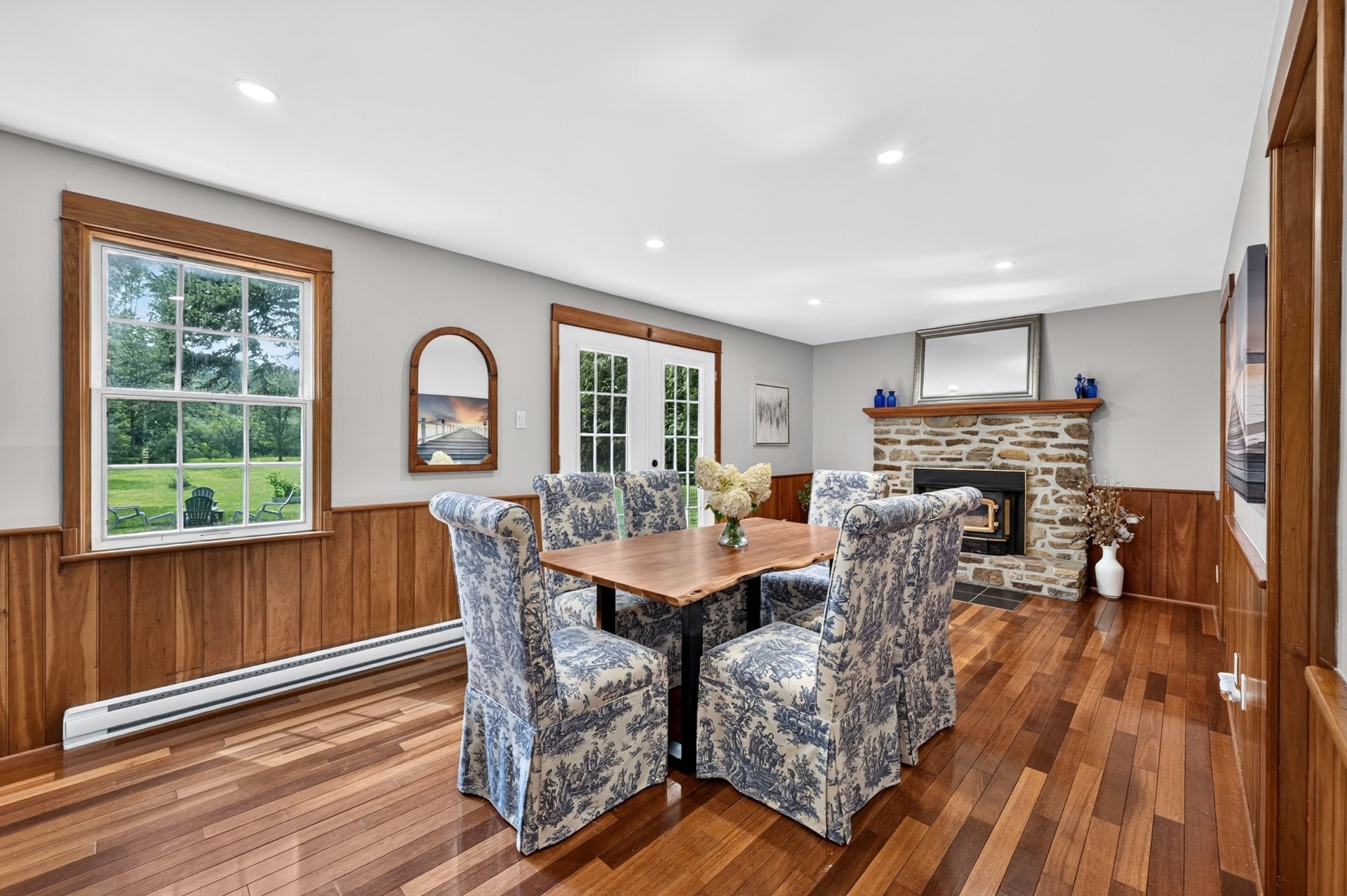 









707


Rue Main

,
Hudson,




QC
J0P1H0


