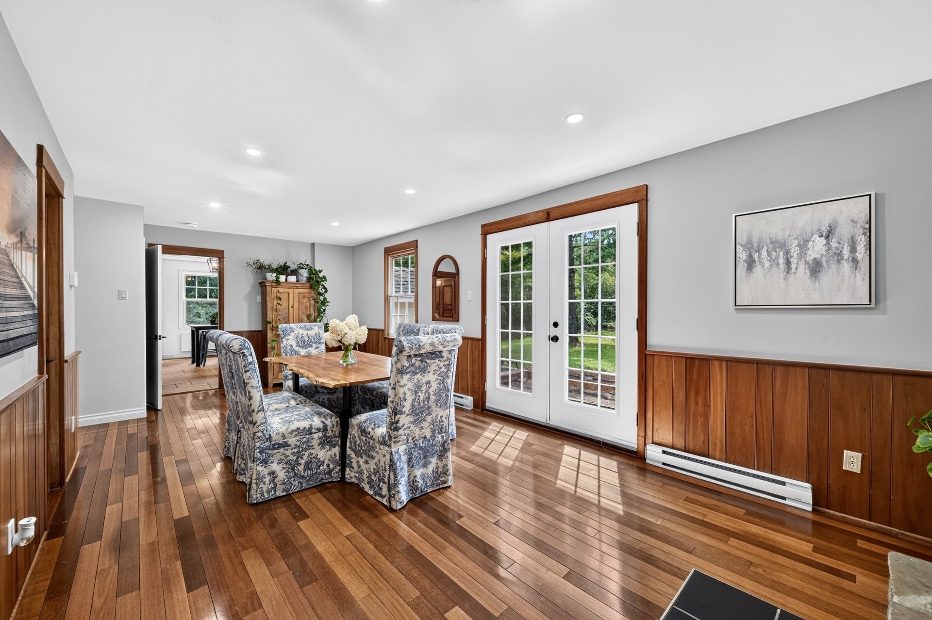 









707


Rue Main

,
Hudson,




QC
J0P1H0

