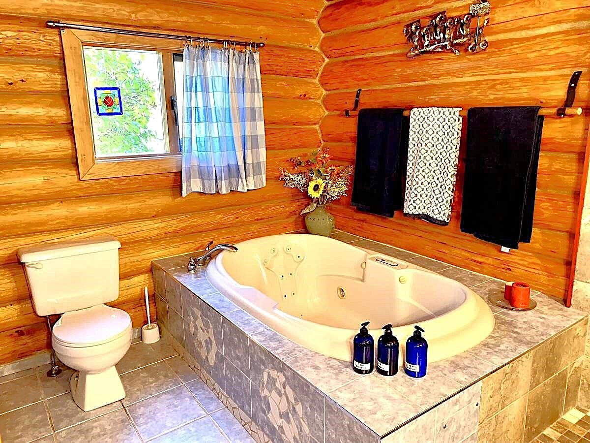 









1896


ST. MARY LAKE

Road,
Kimberley,




BC
V1A 3K4


