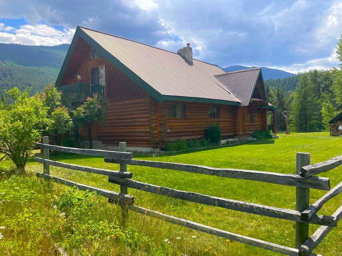 









1896


ST. MARY LAKE

Road,
Kimberley,




BC
V1A 3K4

