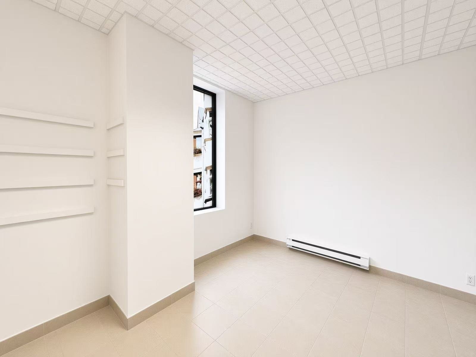 









1111


Rue St-Urbain

, M04,
Montréal (Ville-Marie),




QC
H2Z1Y6

