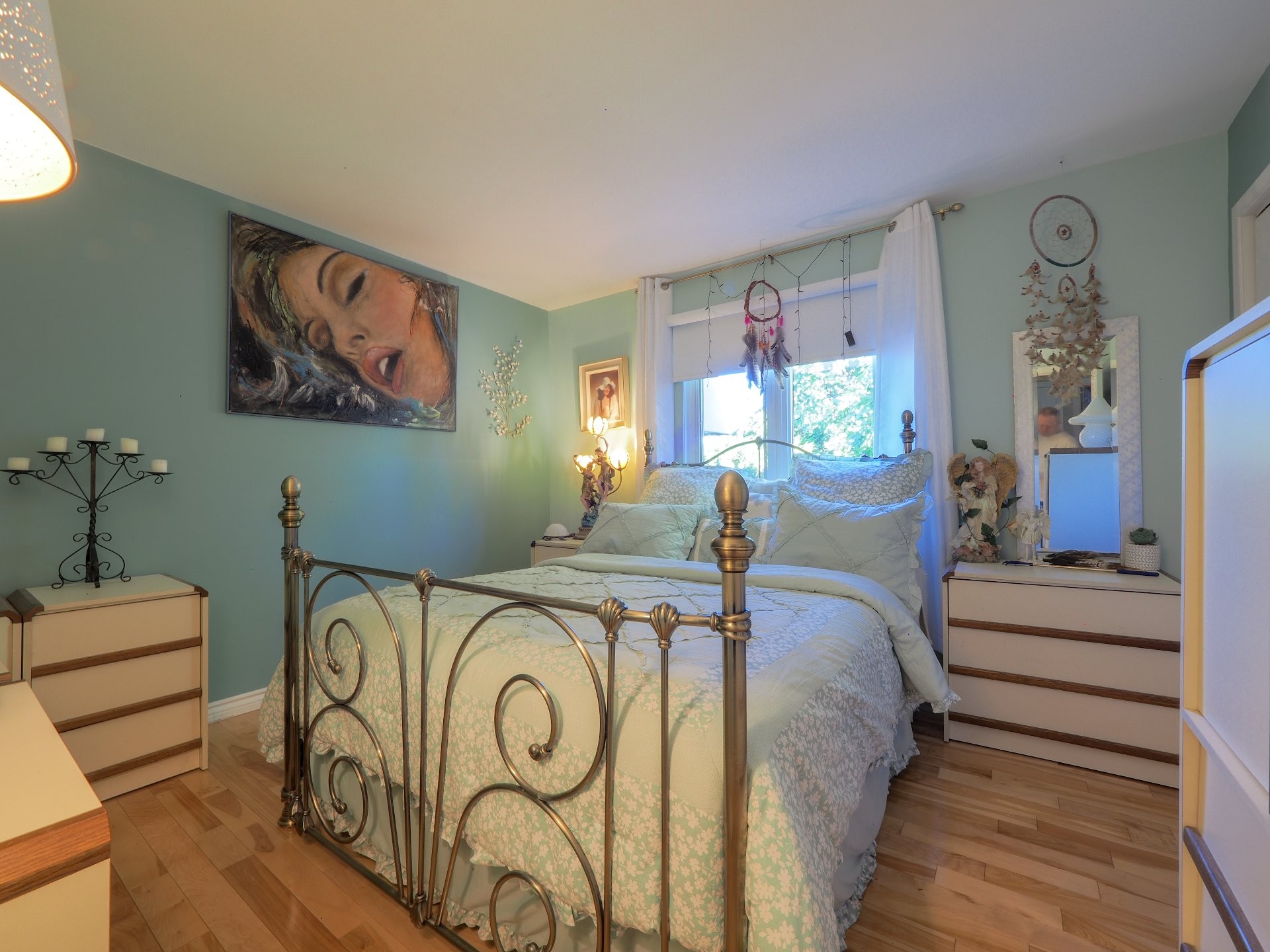 









6005


Rue Lacoursière

,
Trois-Rivières,




QC
G8Y4T6

