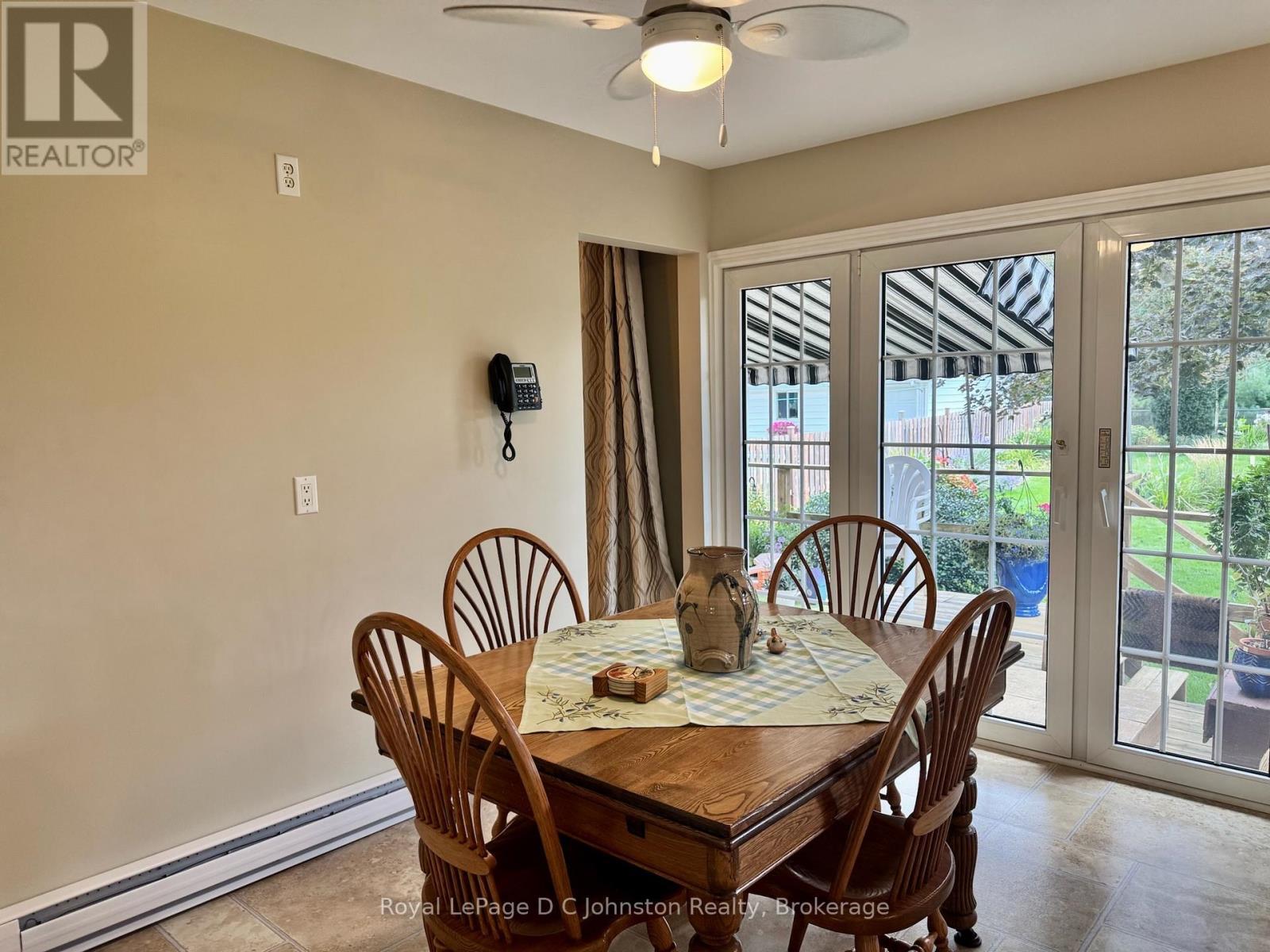












929 WELLINGTON STREET

,
Saugeen Shores,




Ontario
N0H2C3

