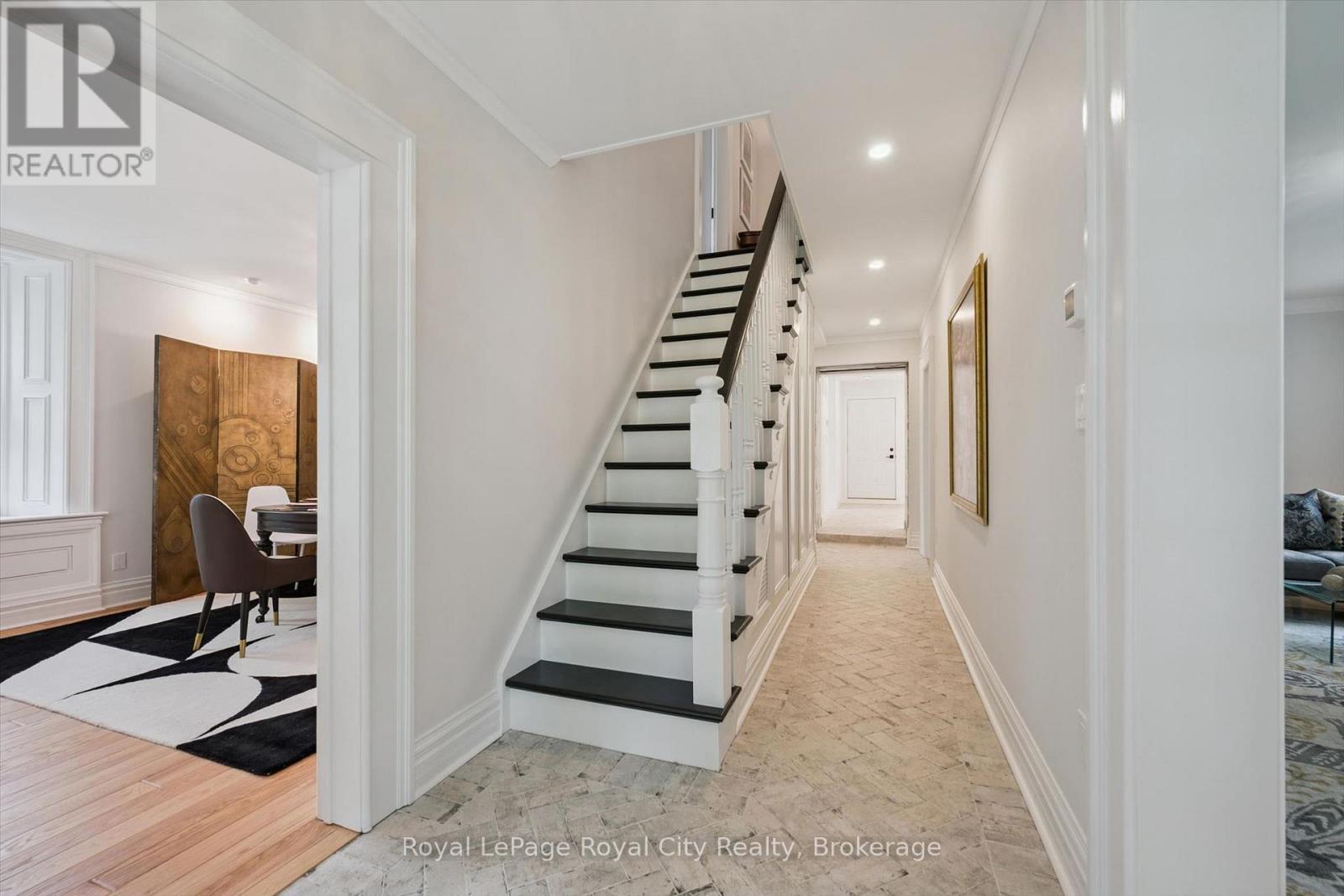 












6550 GERRIE ROAD

,
Centre Wellington (Elora/Salem),




Ontario
N0B1S0

