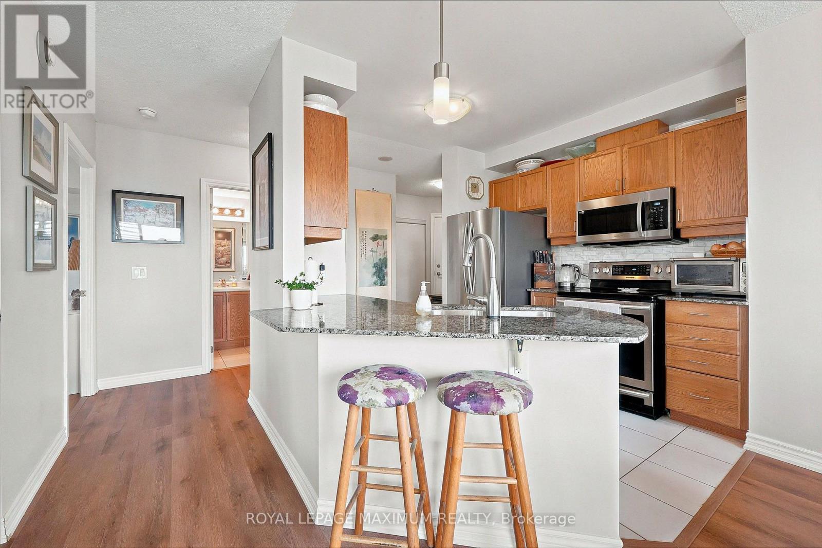 












402 - 7730 KIPLING AVENUE

,
Vaughan,




Ontario
L4L1Y9

