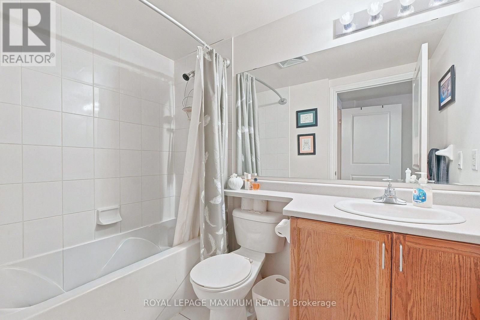 












402 - 7730 KIPLING AVENUE

,
Vaughan,




Ontario
L4L1Y9

