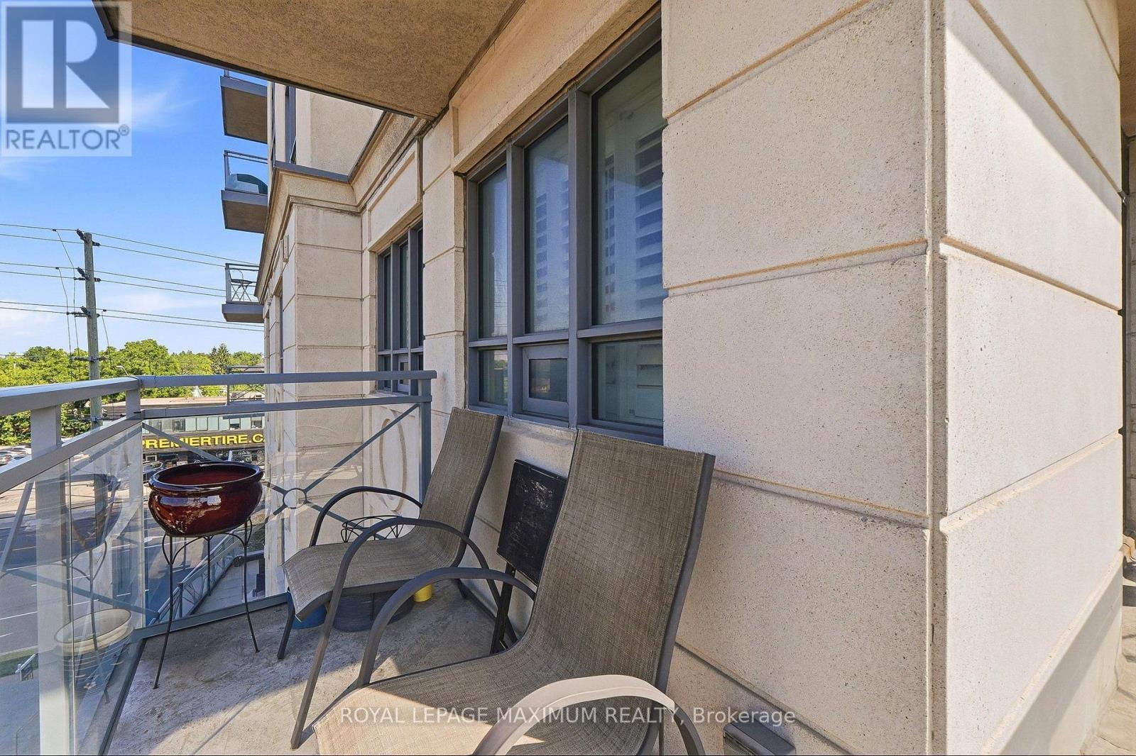 












402 - 7730 KIPLING AVENUE

,
Vaughan,




Ontario
L4L1Y9

