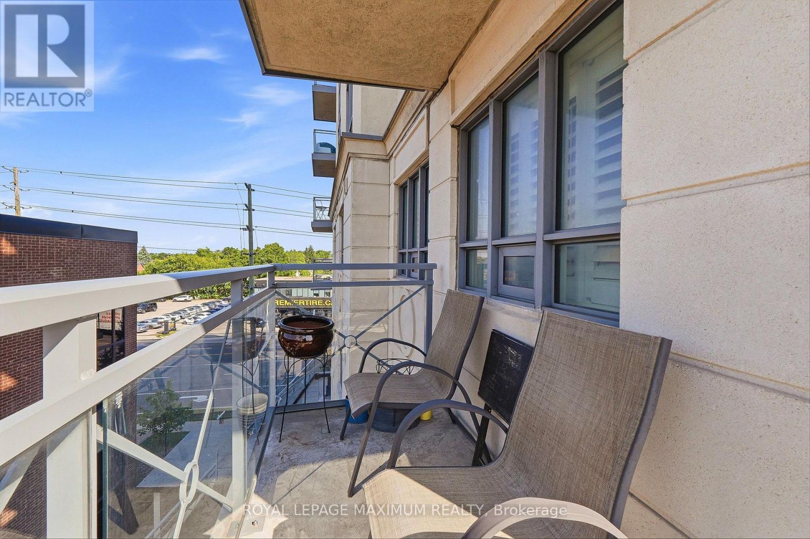 












402 - 7730 KIPLING AVENUE

,
Vaughan,




Ontario
L4L1Y9

