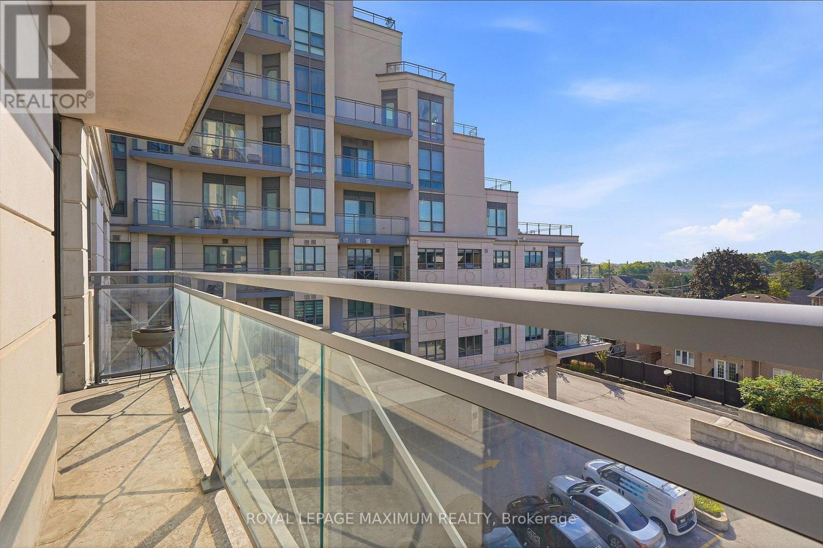 












402 - 7730 KIPLING AVENUE

,
Vaughan,




Ontario
L4L1Y9

