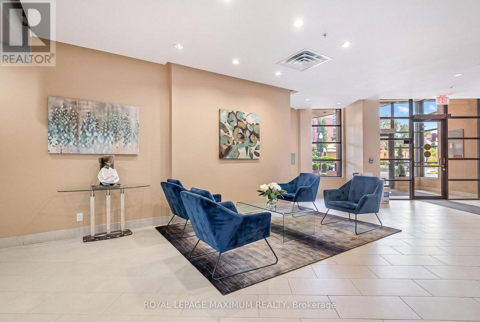 












402 - 7730 KIPLING AVENUE

,
Vaughan,




Ontario
L4L1Y9

