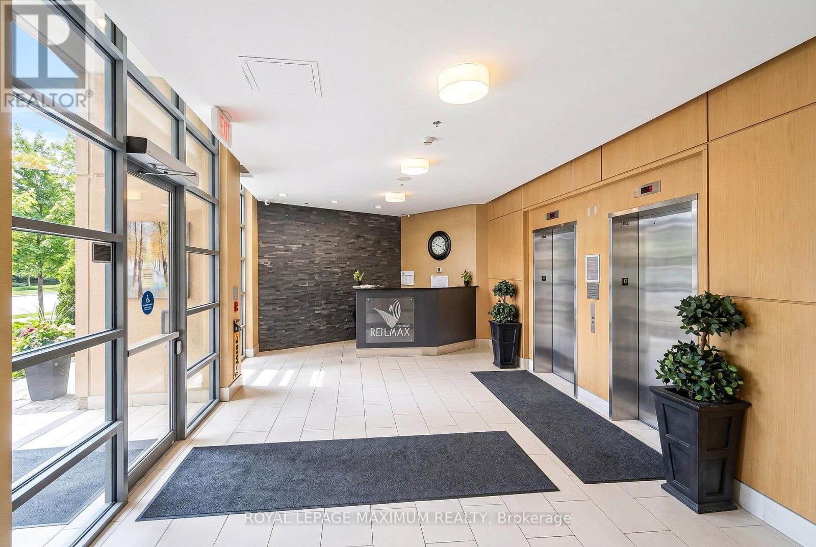 












402 - 7730 KIPLING AVENUE

,
Vaughan,




Ontario
L4L1Y9

