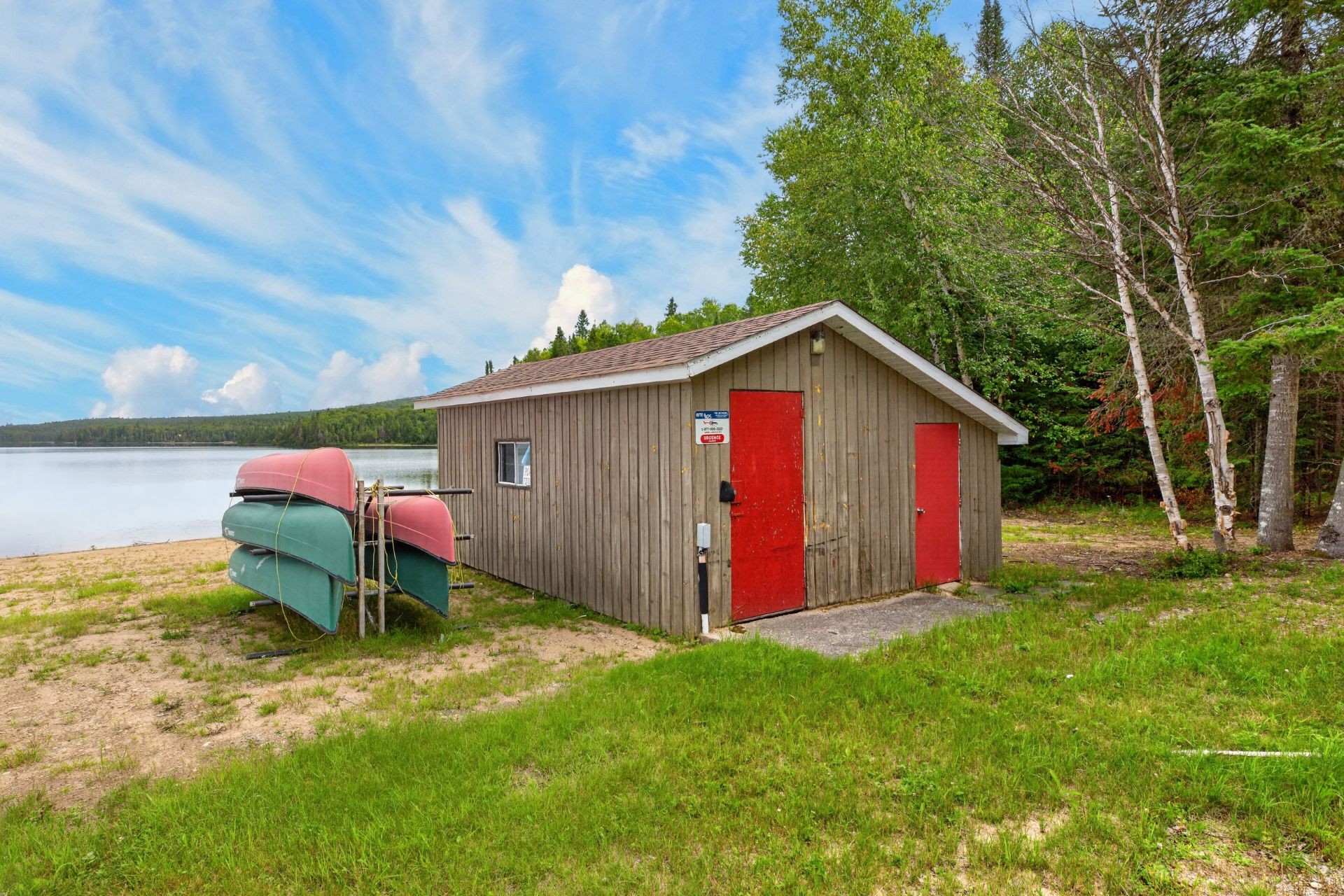 









1000


Ch. du Lac-Lusignan

,
Saint-Guillaume-Nord,




QC
J0K3B0

