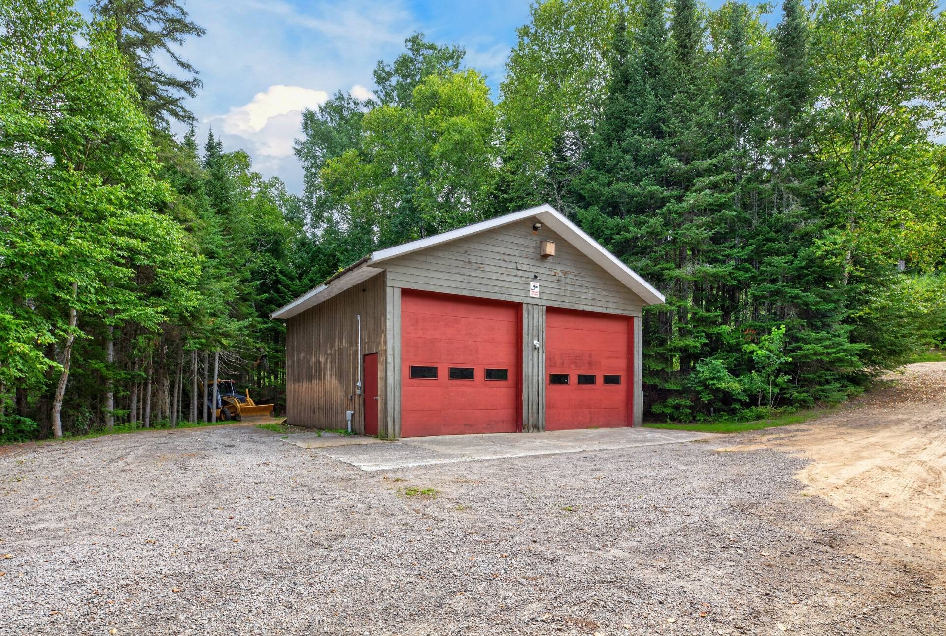 









1000


Ch. du Lac-Lusignan

,
Saint-Guillaume-Nord,




QC
J0K3B0


