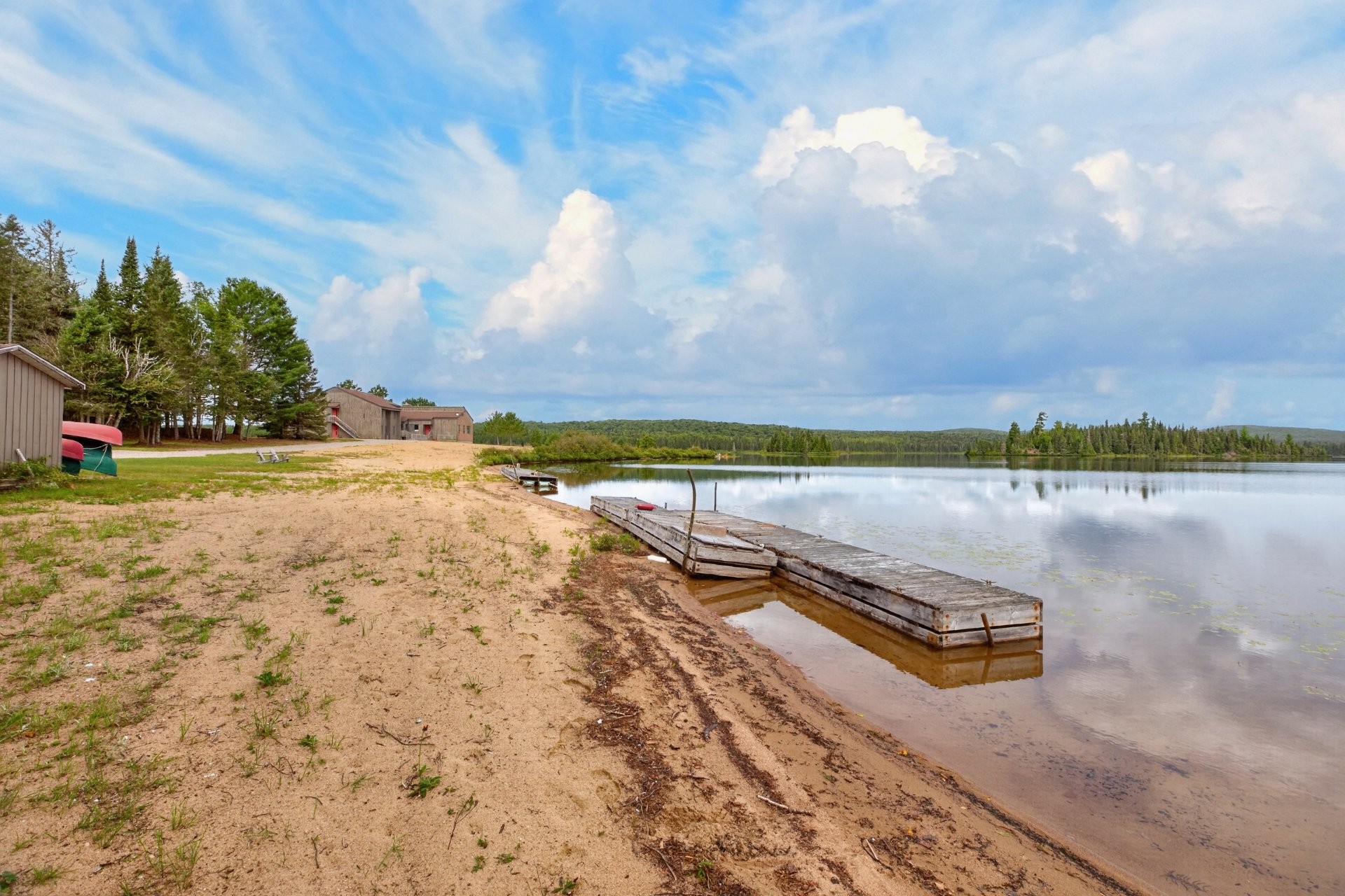 









1000


Ch. du Lac-Lusignan

,
Saint-Guillaume-Nord,




QC
J0K3B0

