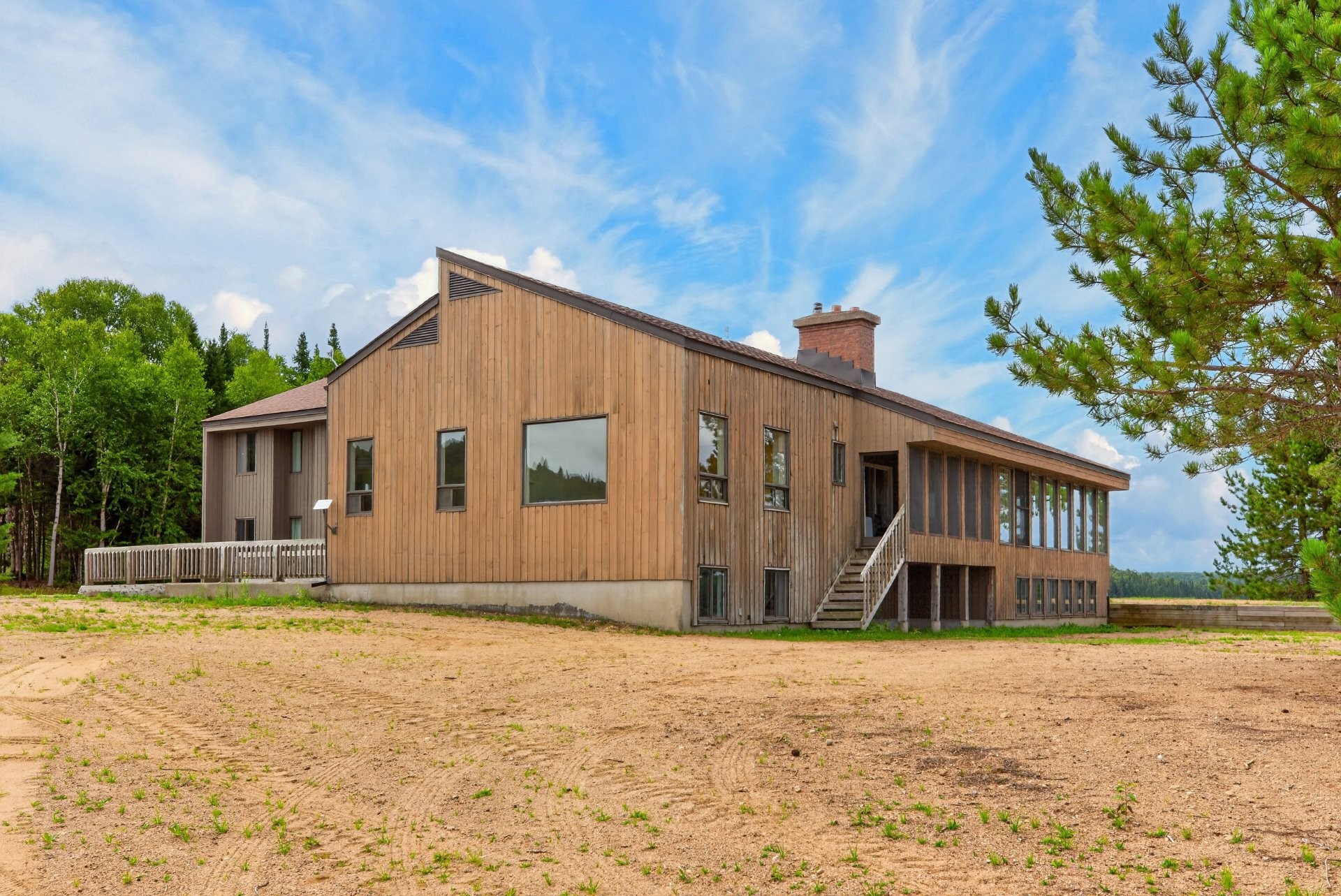 









1000


Ch. du Lac-Lusignan

,
Saint-Guillaume-Nord,




QC
J0K3B0

