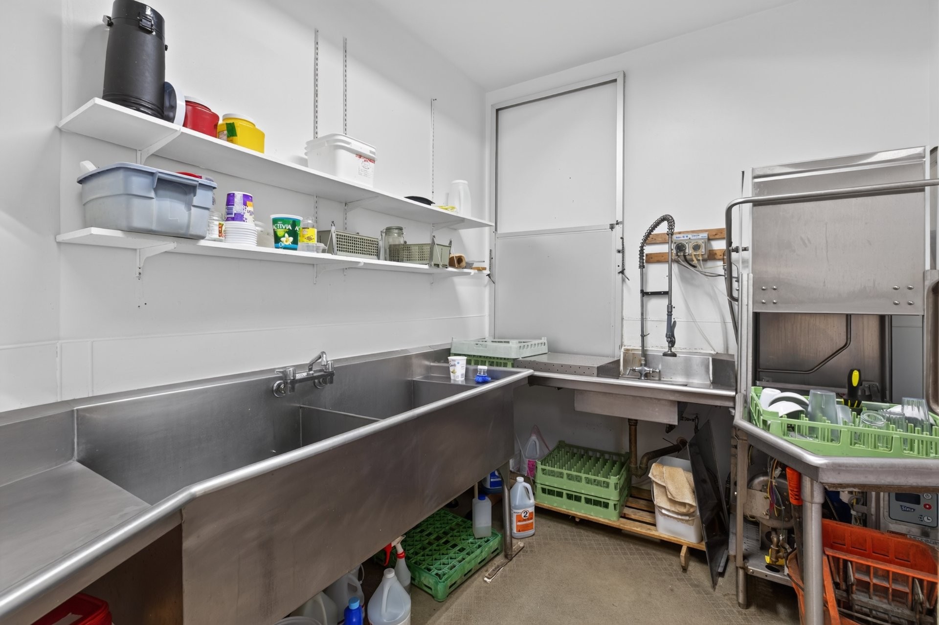 









1000


Ch. du Lac-Lusignan

,
Saint-Guillaume-Nord,




QC
J0K3B0

