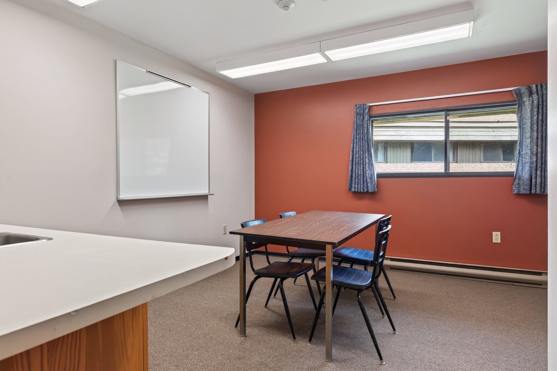 









1000


Ch. du Lac-Lusignan

,
Saint-Guillaume-Nord,




QC
J0K3B0

