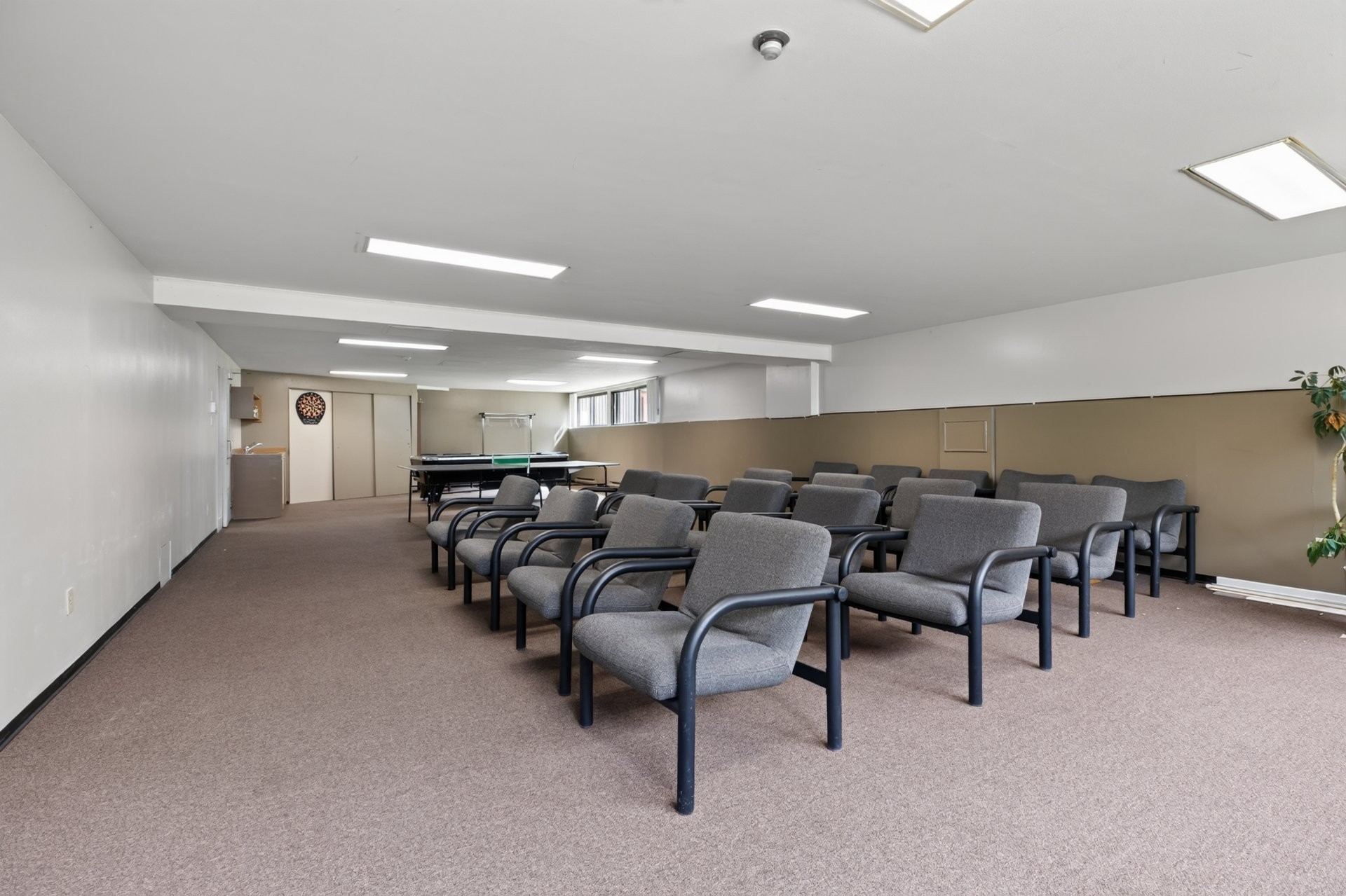 









1000


Ch. du Lac-Lusignan

,
Saint-Guillaume-Nord,




QC
J0K3B0

