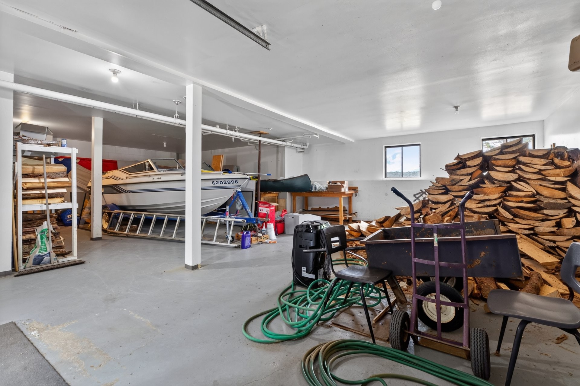 









1000


Ch. du Lac-Lusignan

,
Saint-Guillaume-Nord,




QC
J0K3B0

