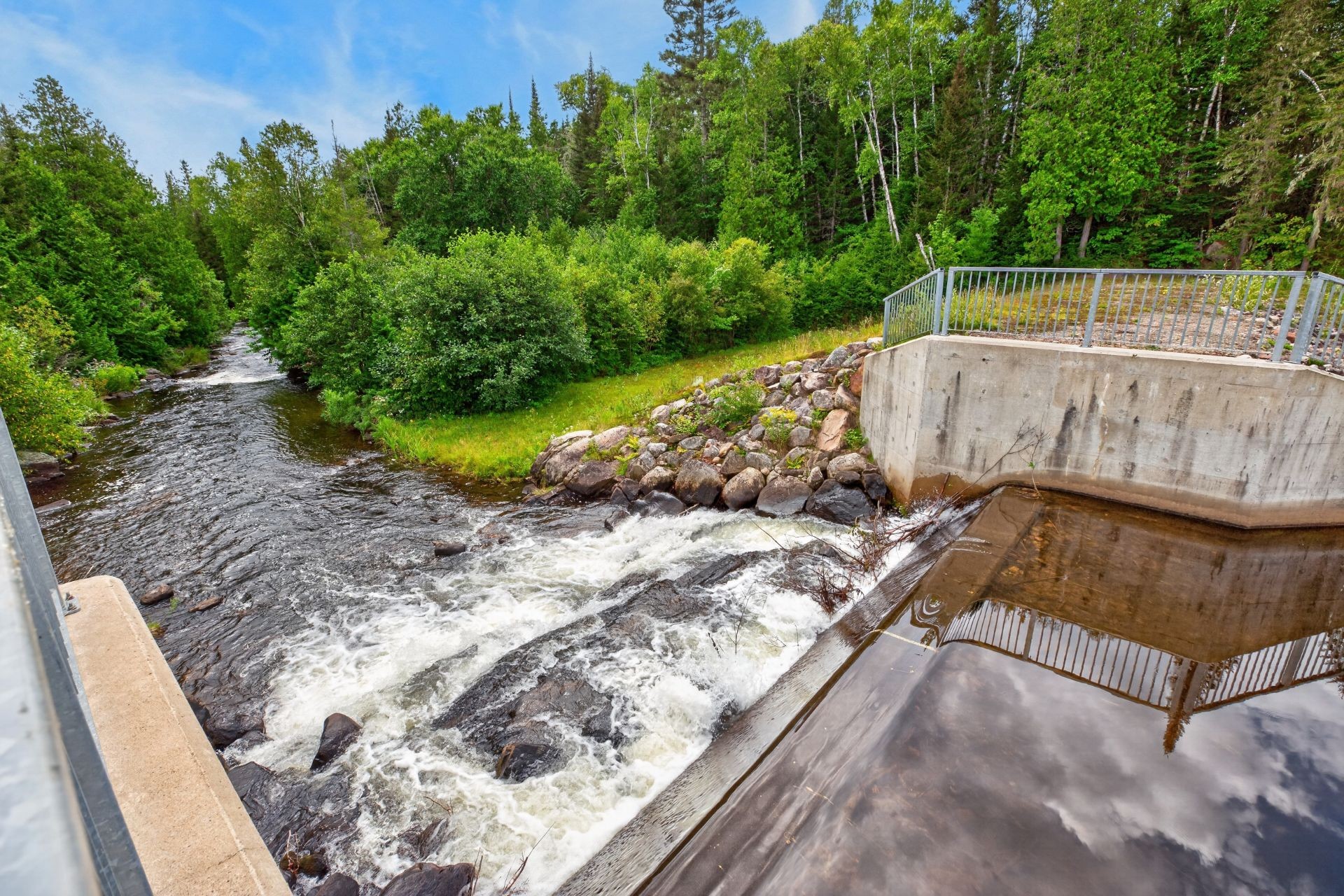 









1000


Ch. du Lac-Lusignan

,
Saint-Guillaume-Nord,




QC
J0K3B0

