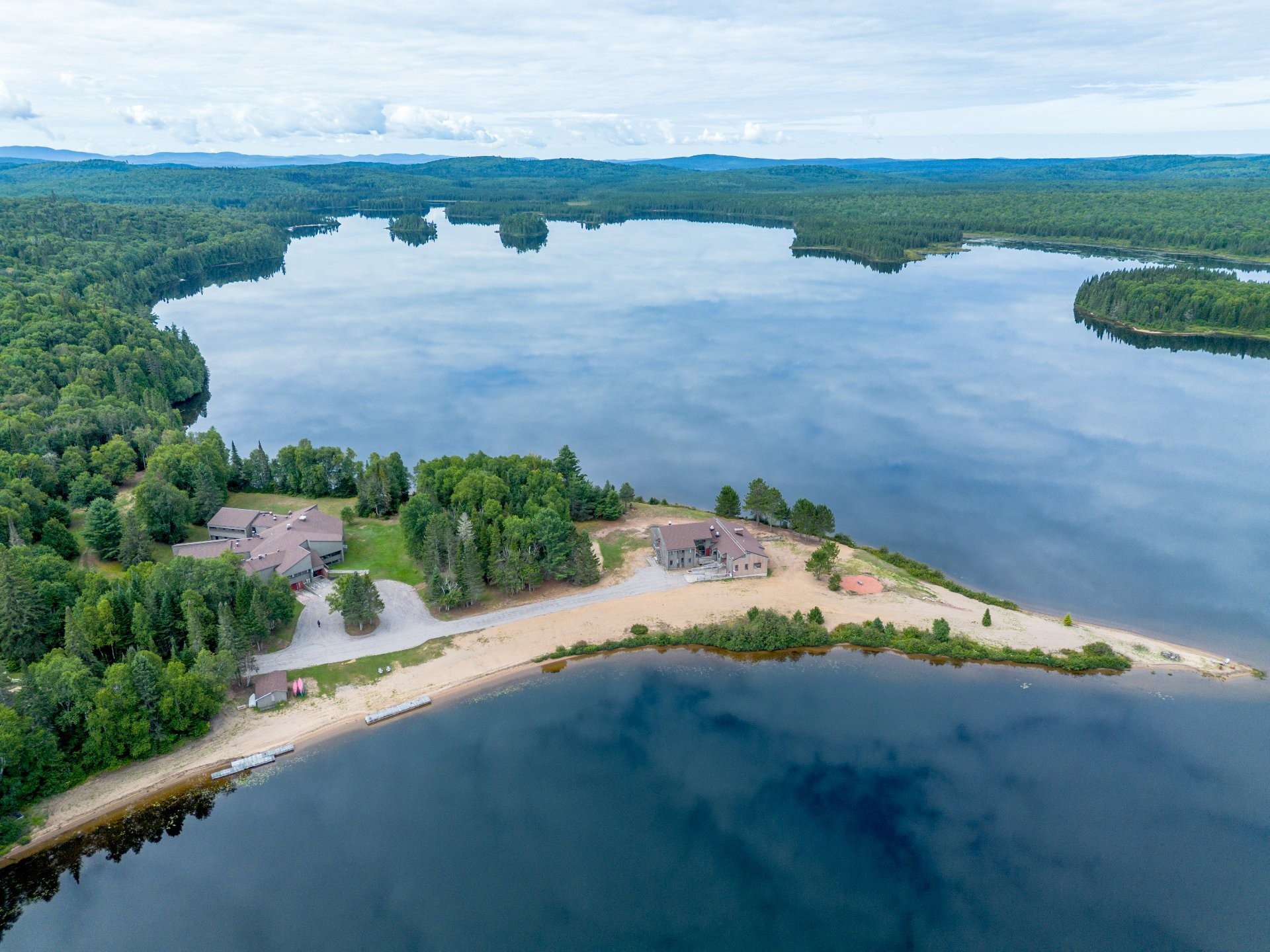 









1000


Ch. du Lac-Lusignan

,
Saint-Guillaume-Nord,




QC
J0K3B0

