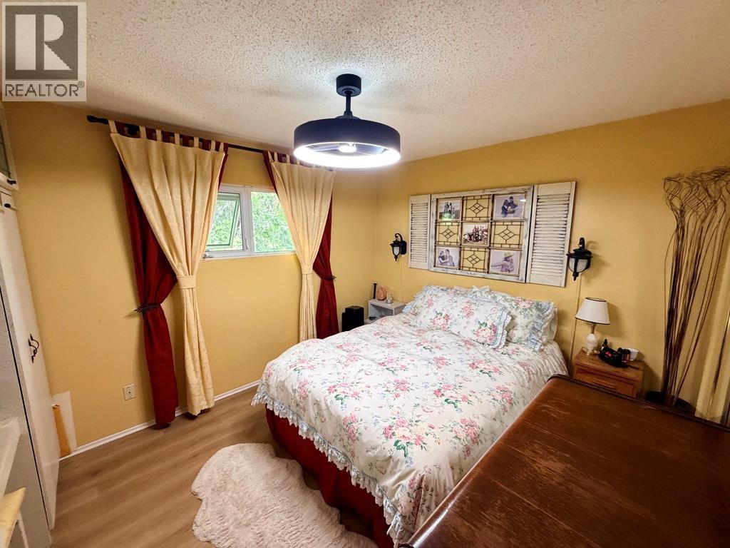 












1045 93 Avenue

,
Dawson Creek,




British Columbia
V1G1E3


