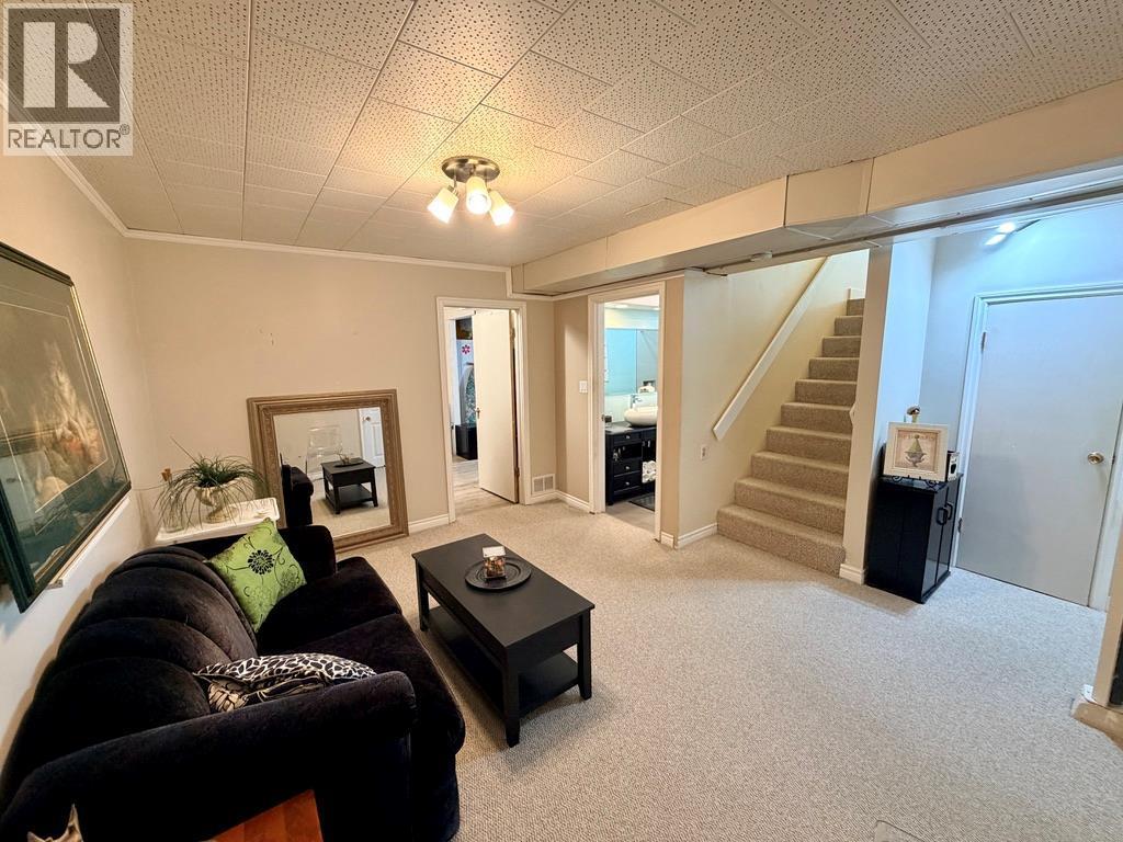 












1045 93 Avenue

,
Dawson Creek,




British Columbia
V1G1E3

