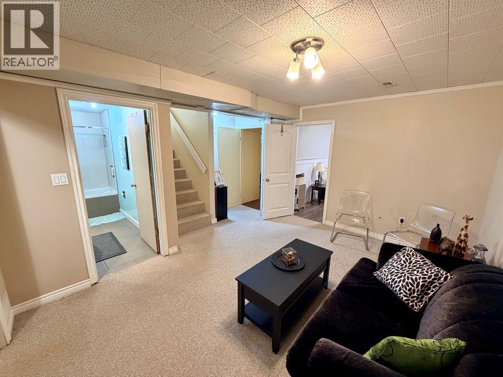 












1045 93 Avenue

,
Dawson Creek,




British Columbia
V1G1E3

