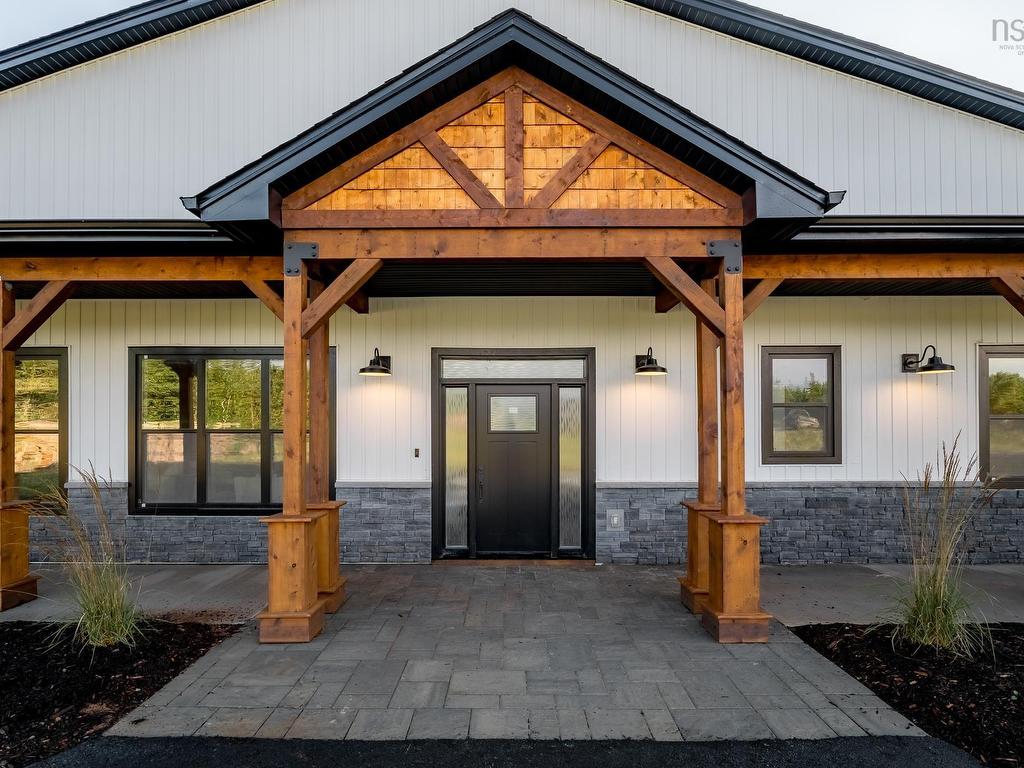 












35 George Cyril Drive

,
Lawrencetown,




NS
B2Z 1E2

