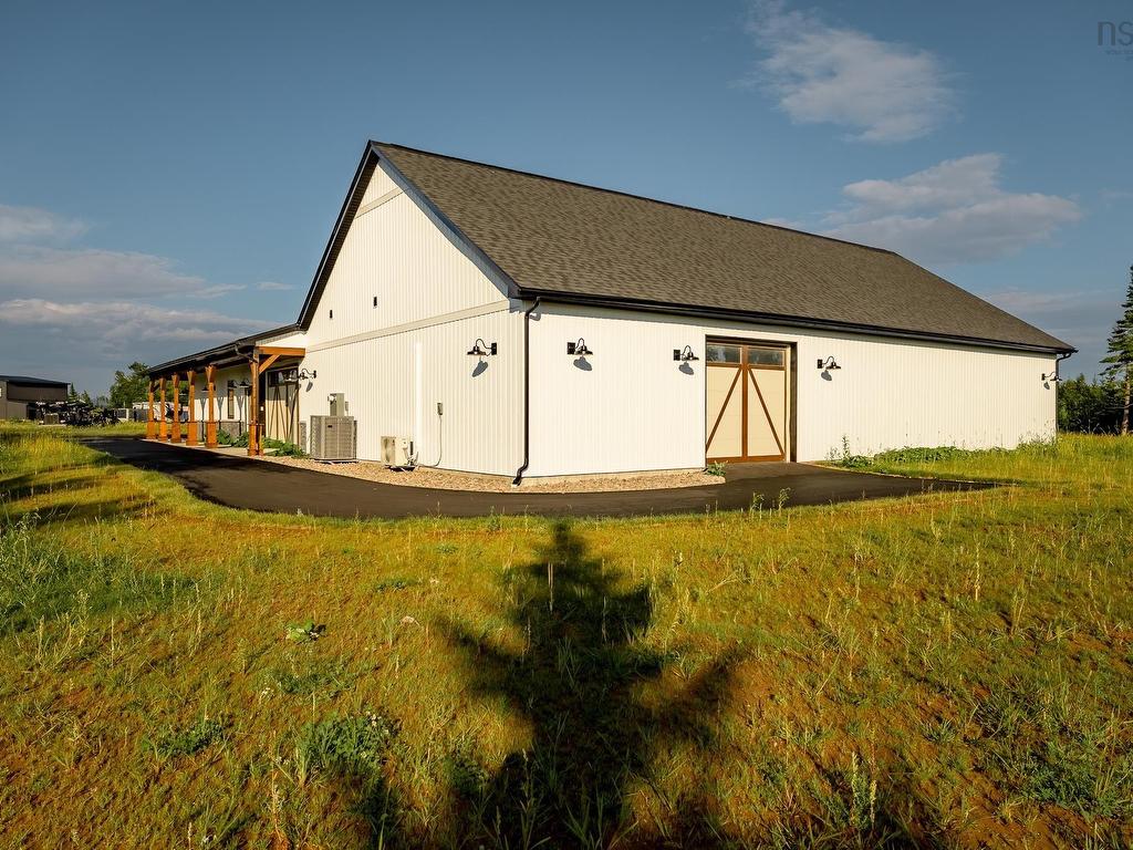 












35 George Cyril Drive

,
Lawrencetown,




NS
B2Z 1E2

