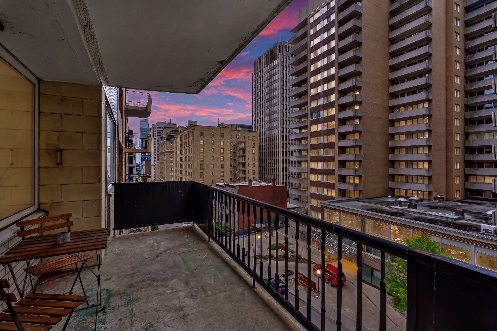 









3445


Rue Drummond

, 501,
Montréal (Ville-Marie),




QC
H3G1X9

