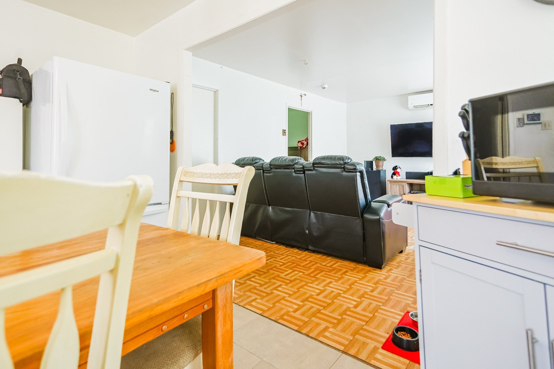 









650


Ch. Juneau

,
Shawinigan,




QC
G9R1L6


