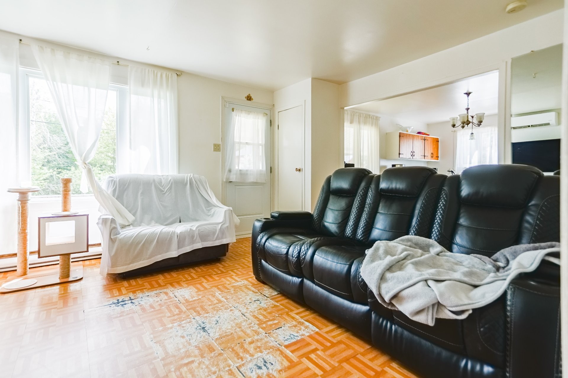 









650


Ch. Juneau

,
Shawinigan,




QC
G9R1L6

