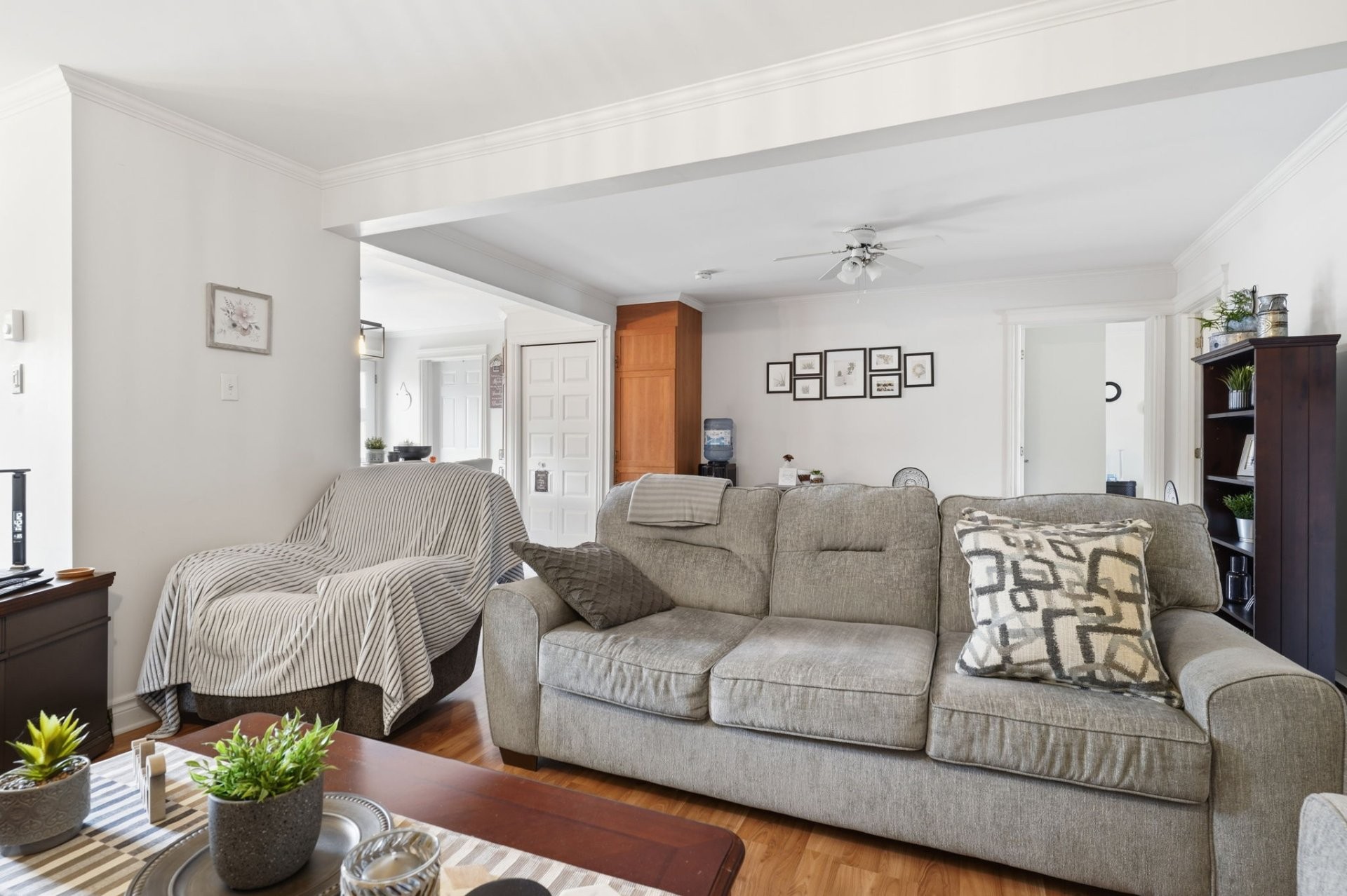 









4


Ch. Marks

,
Gracefield,




QC
J0X1W0

