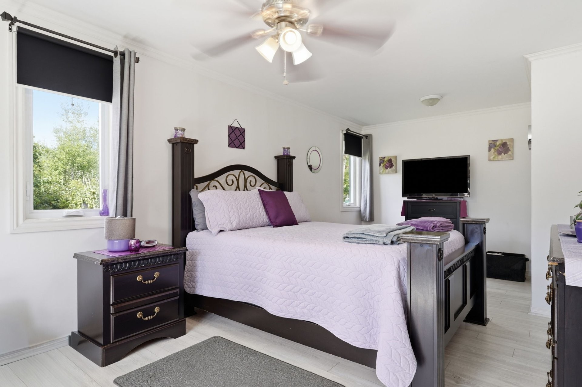 









4


Ch. Marks

,
Gracefield,




QC
J0X1W0

