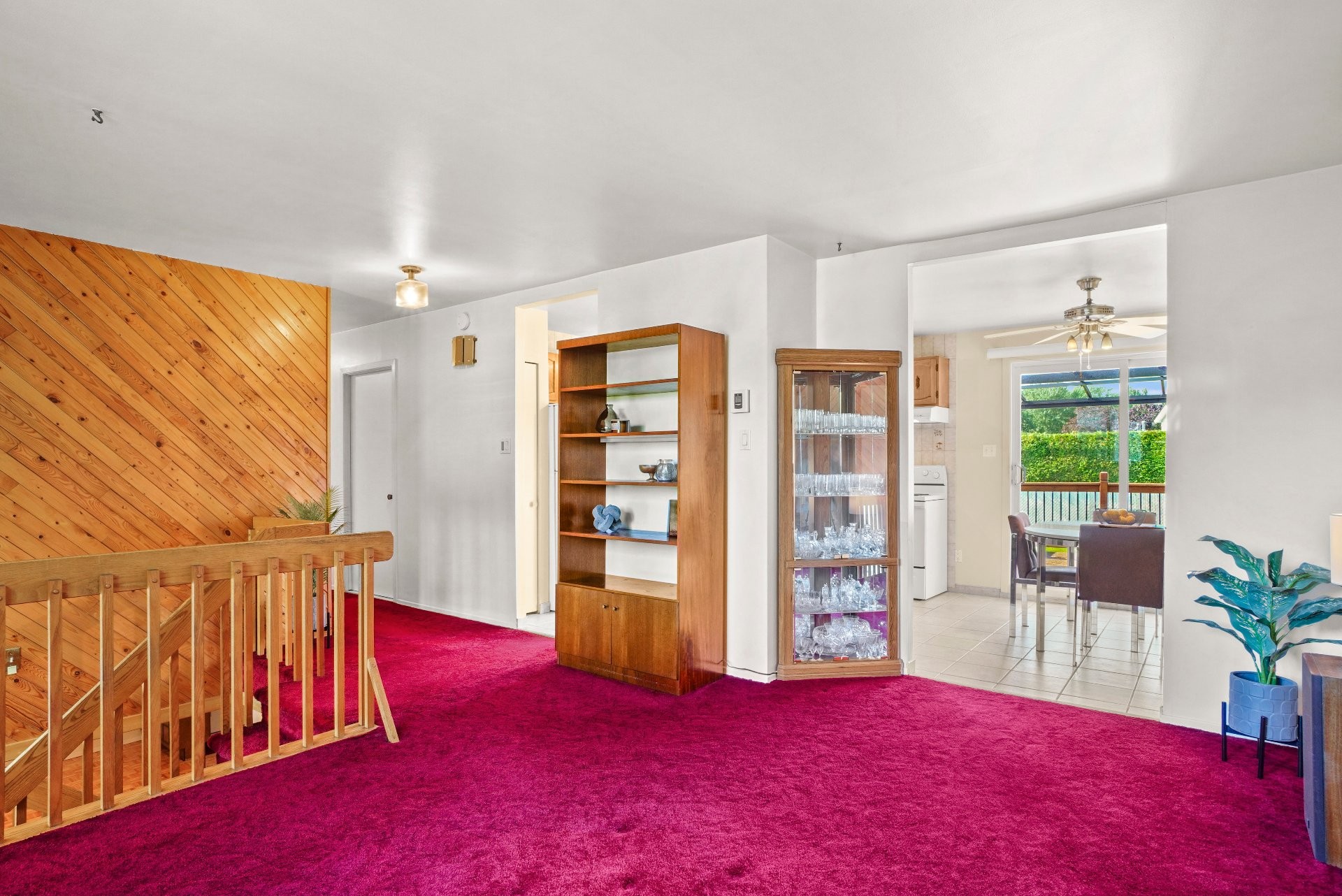 









226


Rue Latour

,
Repentigny (Repentigny),




QC
J6A5S9

