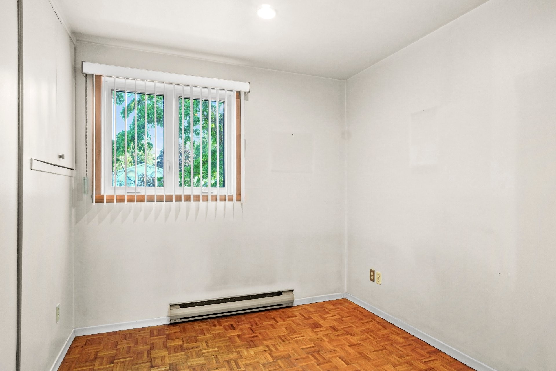









226


Rue Latour

,
Repentigny (Repentigny),




QC
J6A5S9

