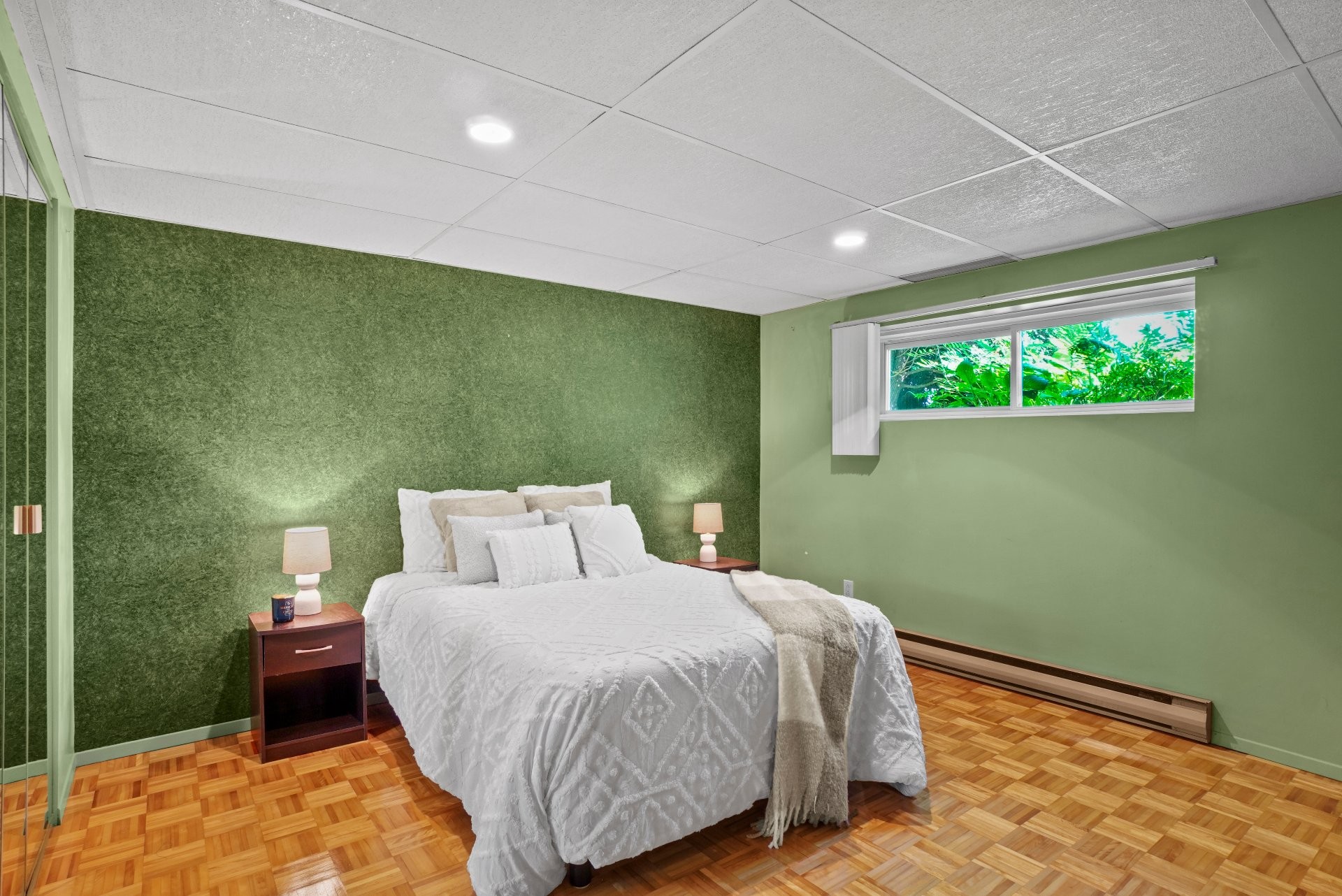 









226


Rue Latour

,
Repentigny (Repentigny),




QC
J6A5S9

