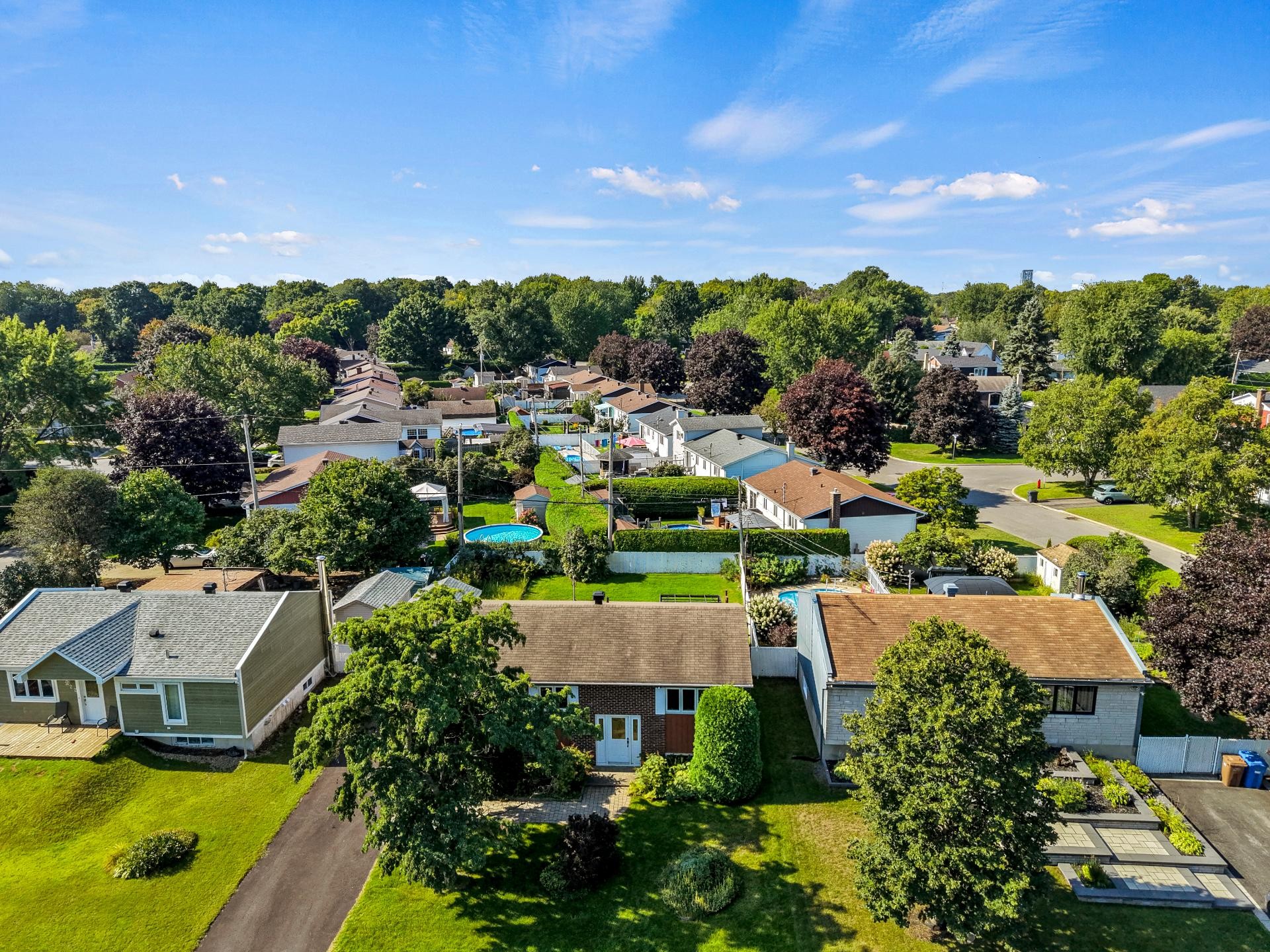









226


Rue Latour

,
Repentigny (Repentigny),




QC
J6A5S9

